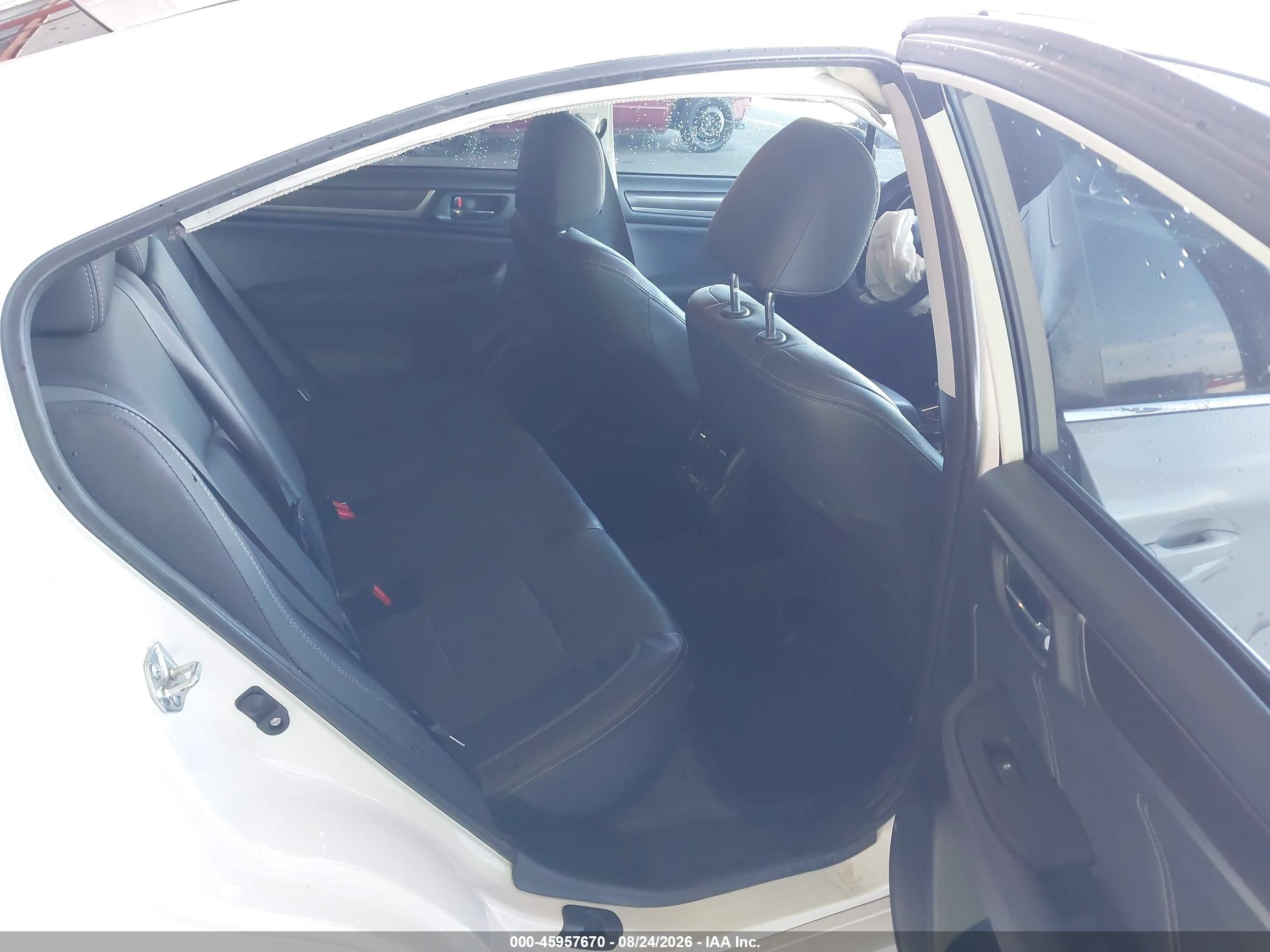 2018 Subaru Legacy 2.5i Limited White vin: 4S3BNAN61J3013871