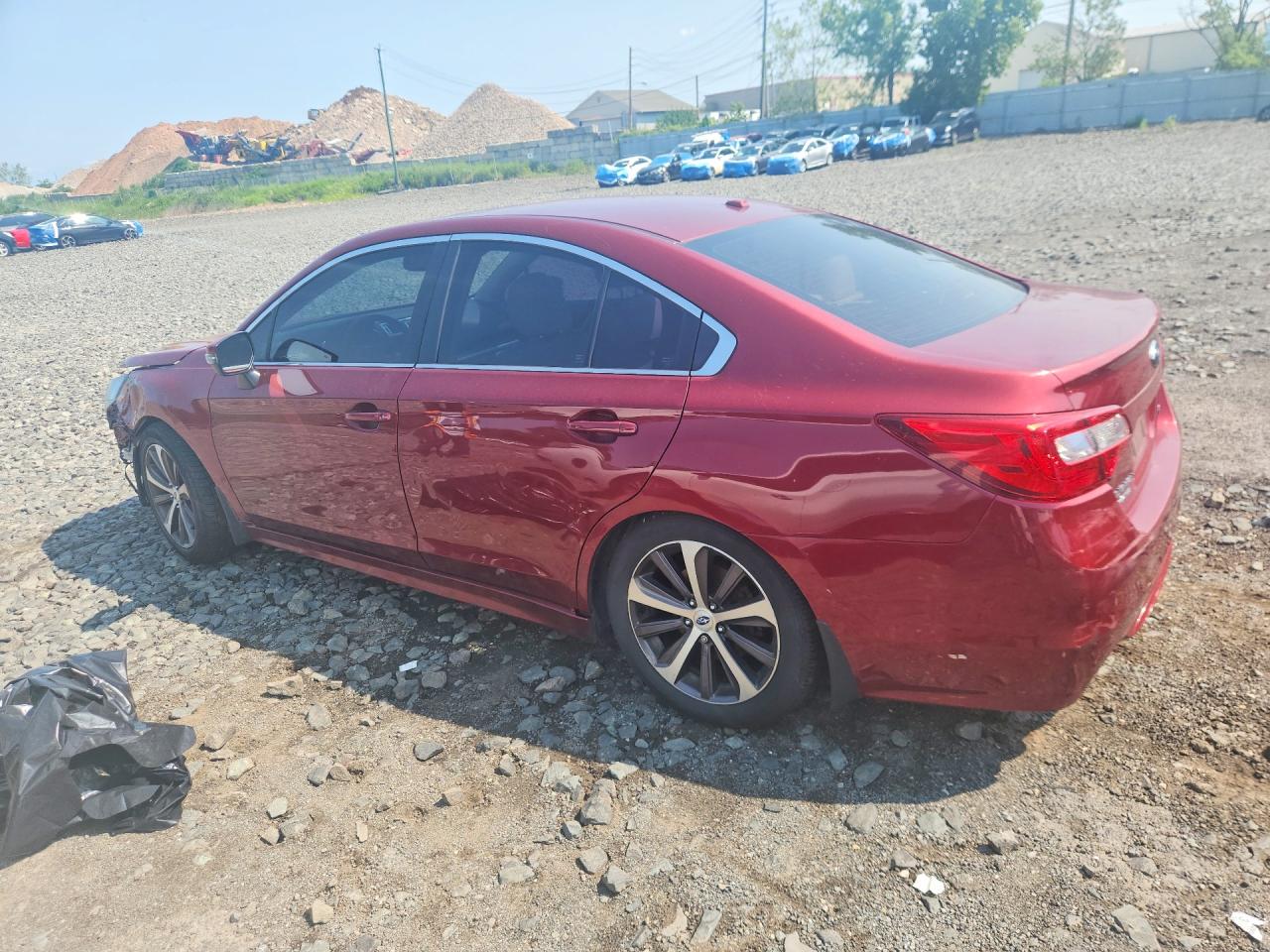2015 Subaru Legacy 2.5i Limited Red vin: 4S3BNAN63F3027892
