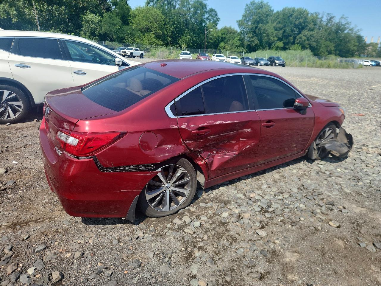 2015 Subaru Legacy 2.5i Limited Red vin: 4S3BNAN63F3027892