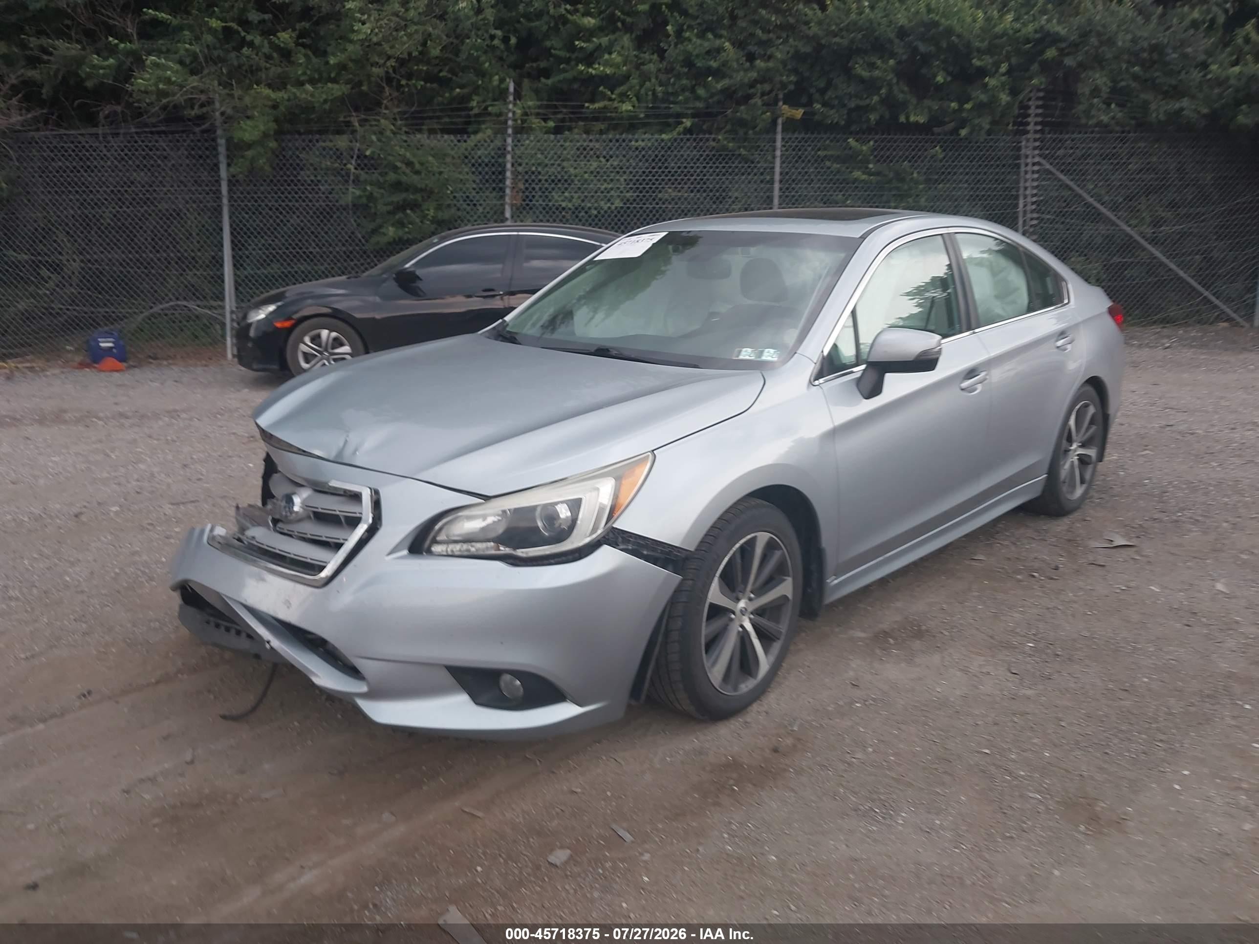 2015 Subaru Legacy 2.5i Limited Серебряный vin: 4S3BNAN63F3053635