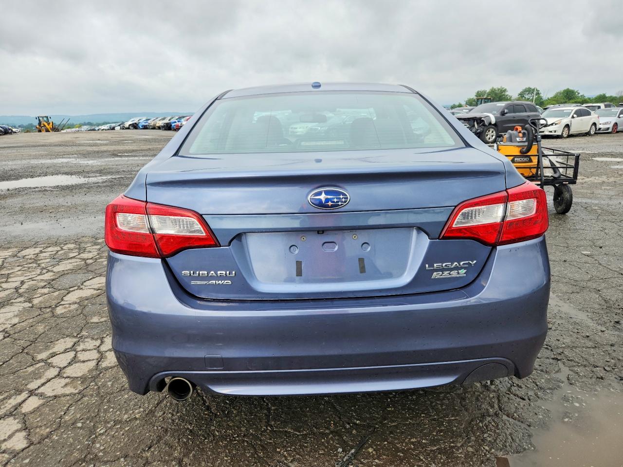 2015 Subaru Legacy 2.5i Limited Blue vin: 4S3BNAN63F3070709