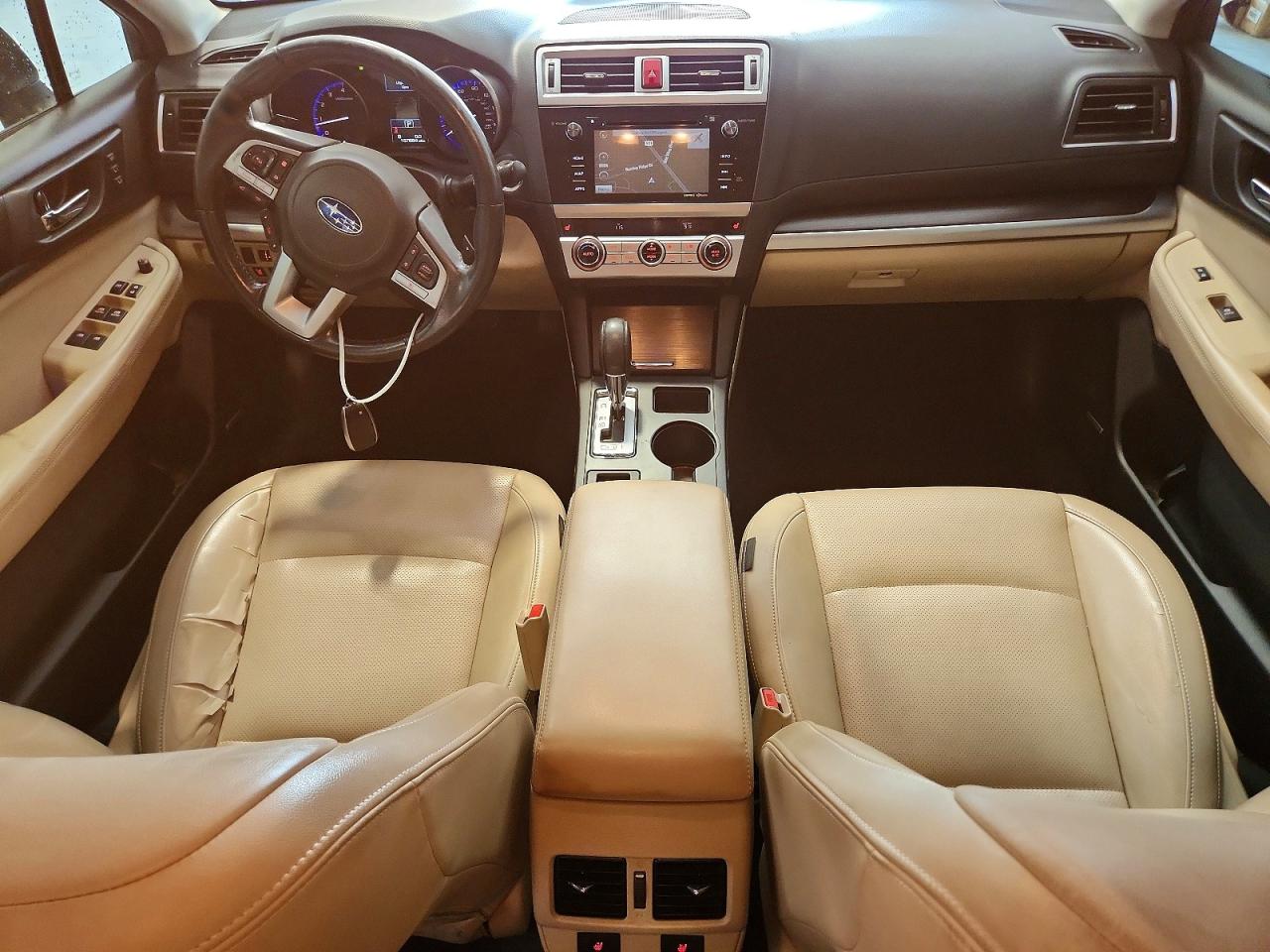 2015 Subaru Legacy 2.5i Limited Beige vin: 4S3BNAN64F3048833