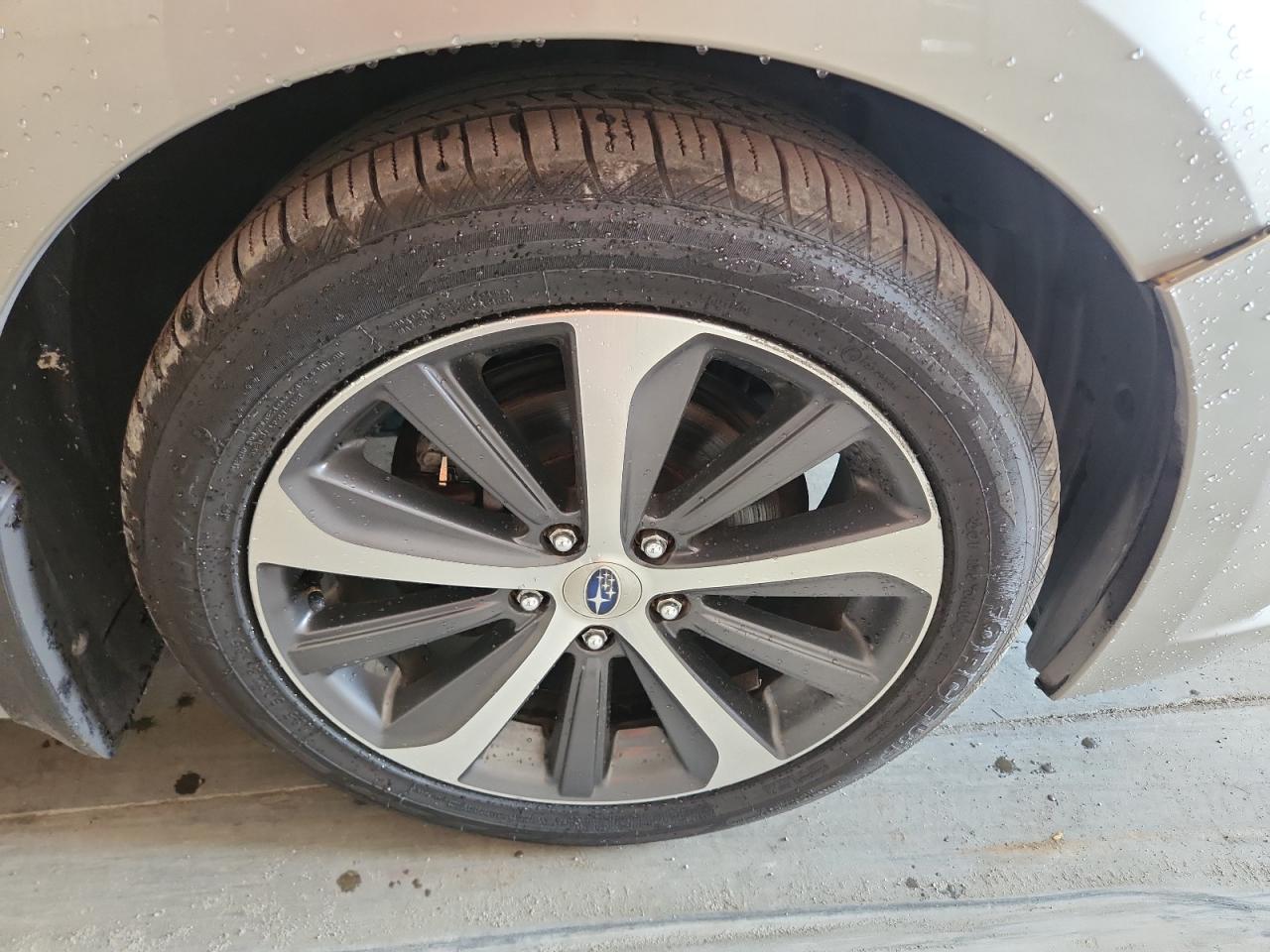 2015 Subaru Legacy 2.5i Limited Beige vin: 4S3BNAN64F3048833 Damage: Right Front Wheel, Curb Rash, 1 To 2 Inches