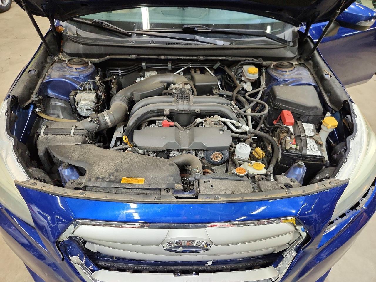 2015 Subaru Legacy 2.5i Limited Blue vin: 4S3BNAN64F3051151