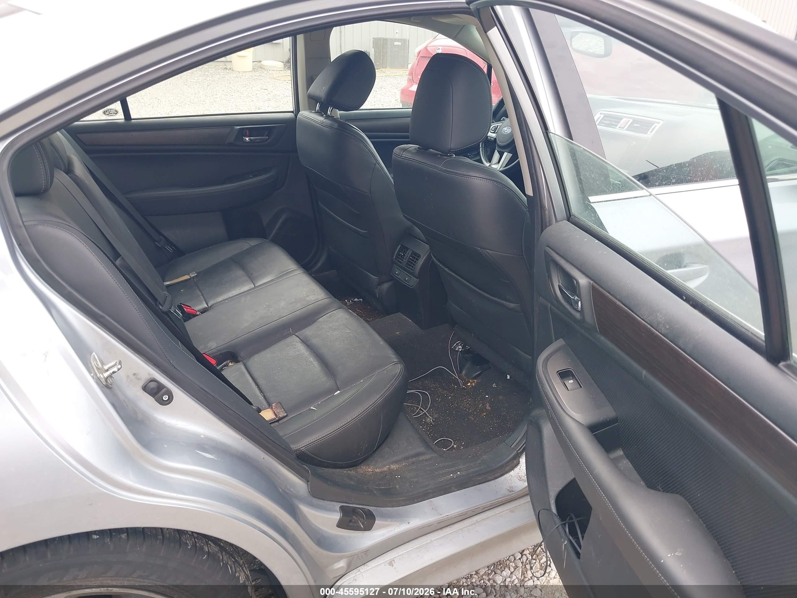 2015 Subaru Legacy 2.5i Limited Light Blue vin: 4S3BNAN64F3052462