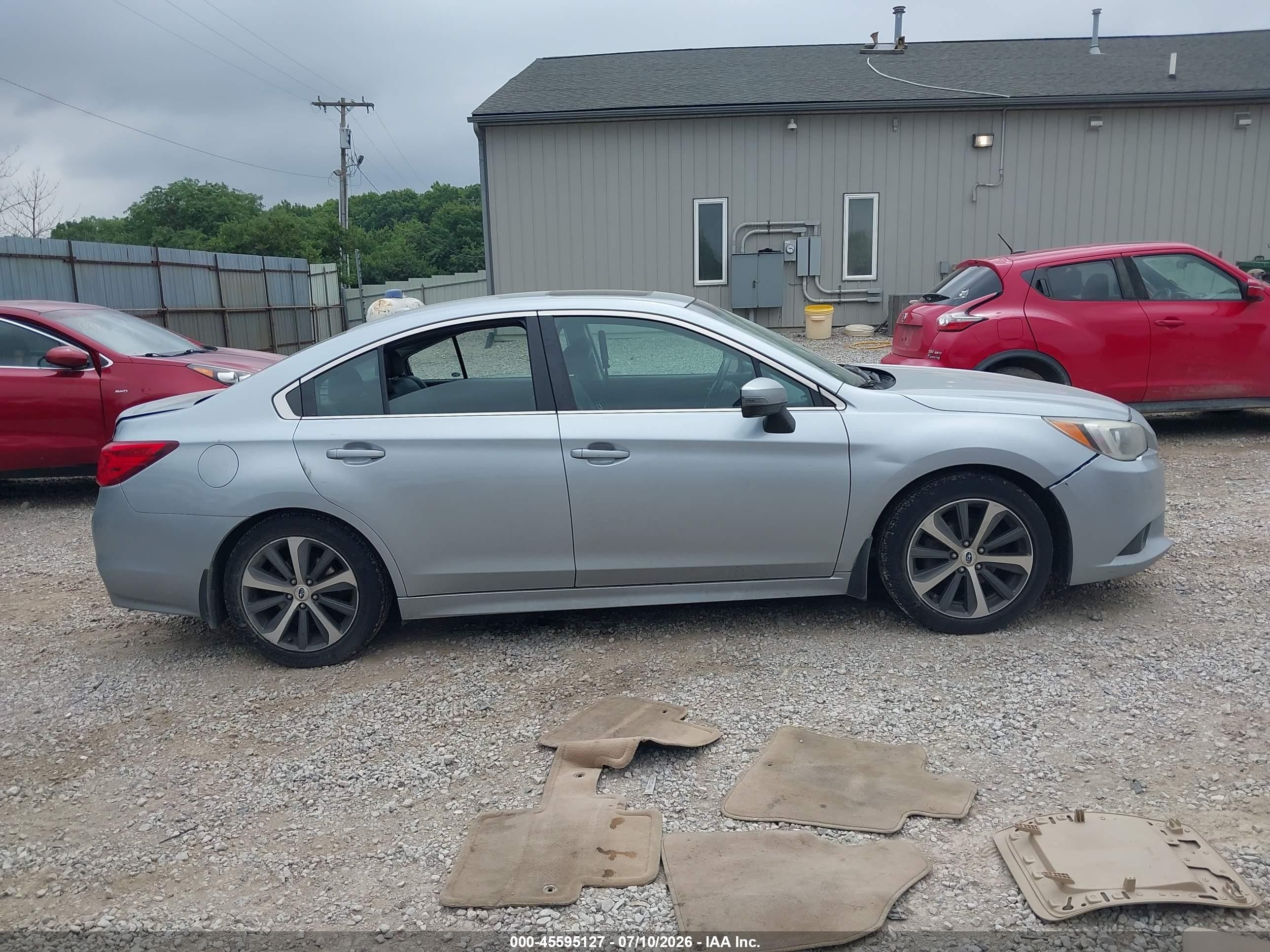 2015 Subaru Legacy 2.5i Limited Light Blue vin: 4S3BNAN64F3052462