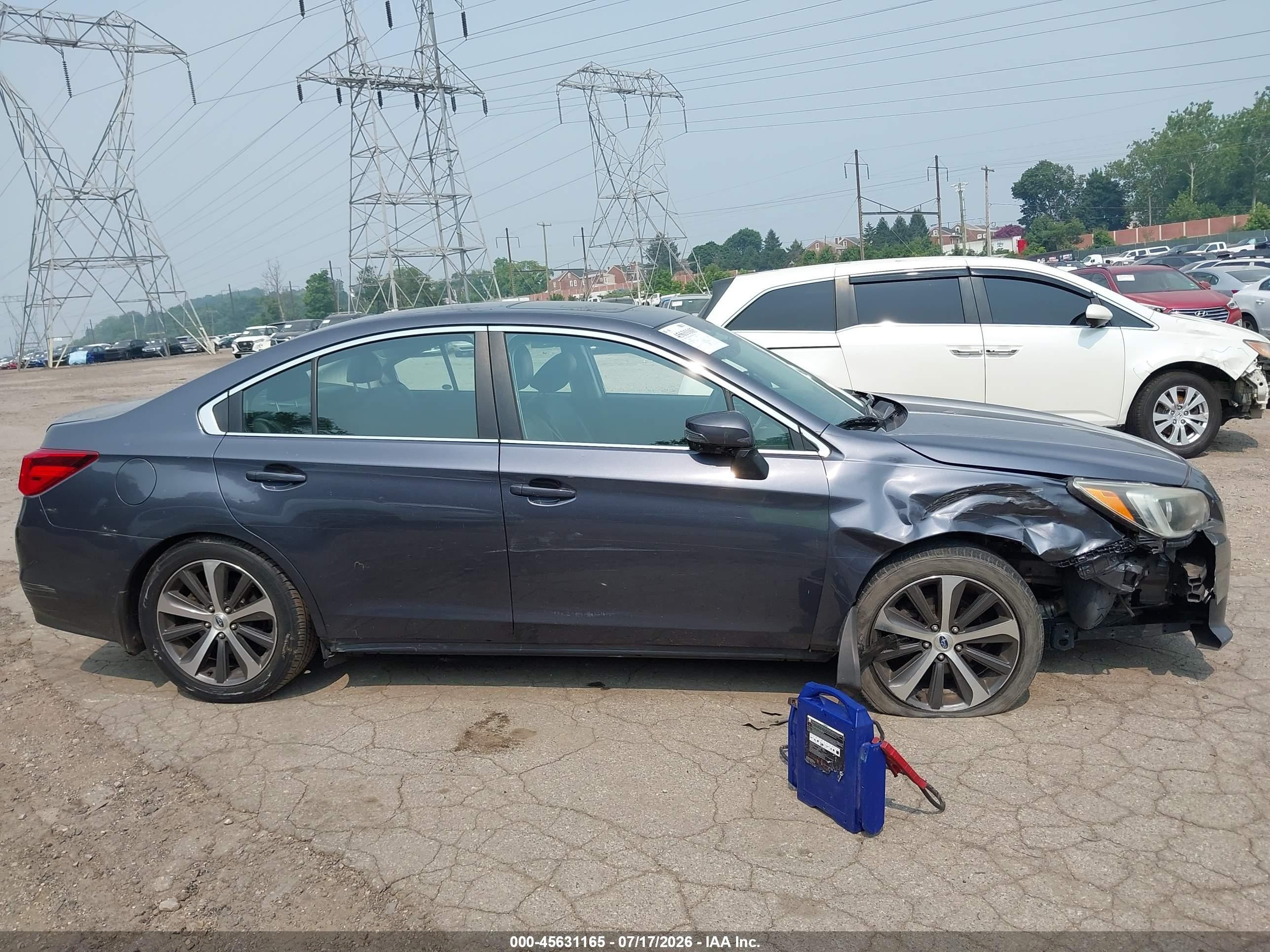 2015 Subaru Legacy 2.5i Limited Blue vin: 4S3BNAN64F3071416