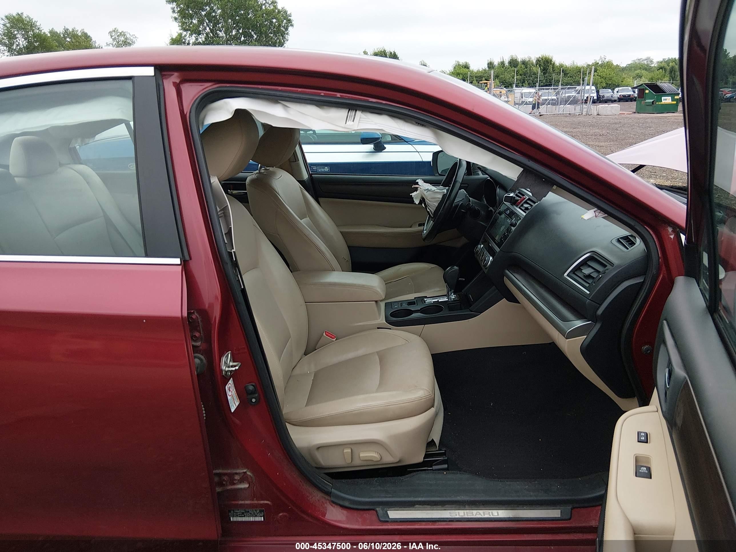 2015 Subaru Legacy 2.5i Limited Red vin: 4S3BNAN65F3045844