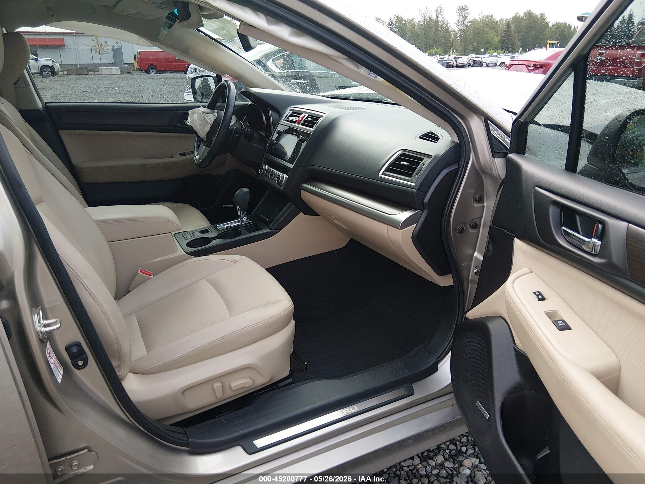 2016 Subaru Legacy 2.5i Limited Gold vin: 4S3BNAN65G3037891