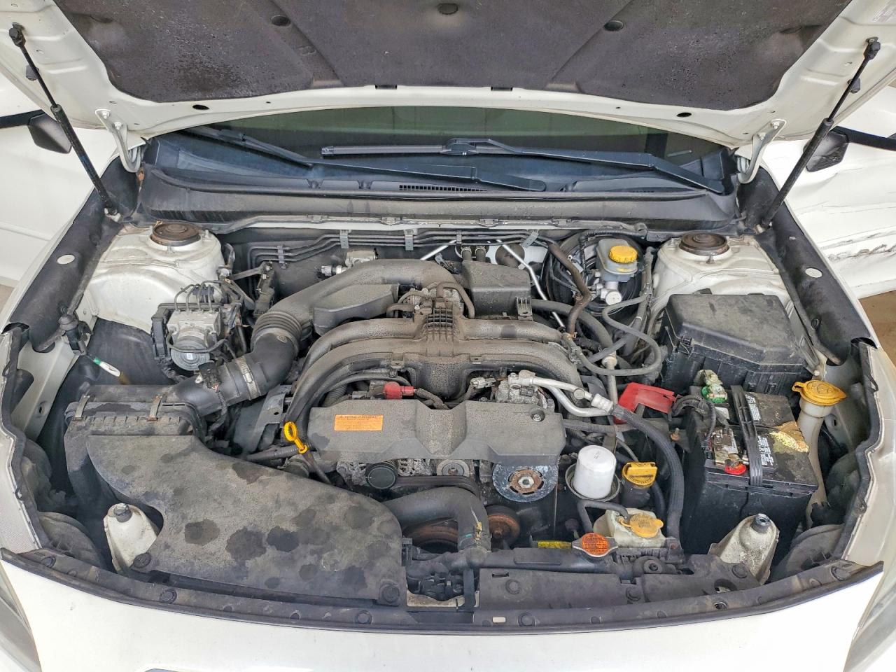 2015 Subaru Legacy 2.5i Limited Белый vin: 4S3BNAN66F3033377