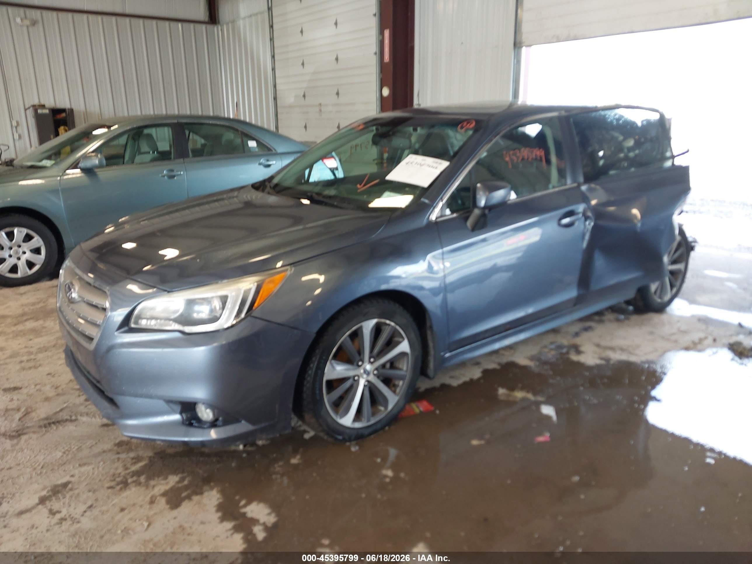 2015 Subaru Legacy 2.5i Limited Синий vin: 4S3BNAN66F3066041