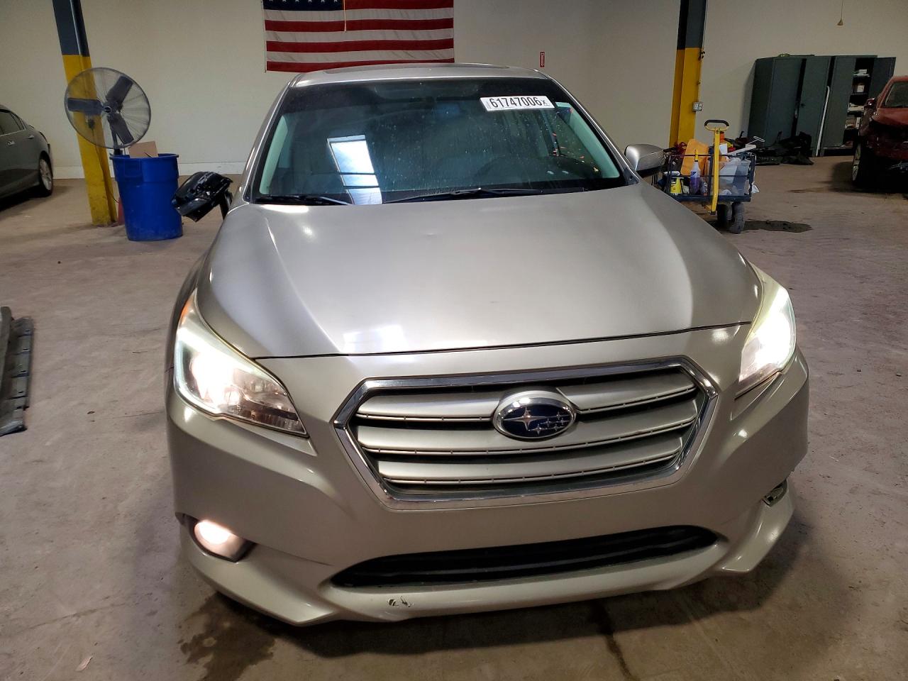 2015 Subaru Legacy 2.5i Limited Gray vin: 4S3BNAN67F3042802