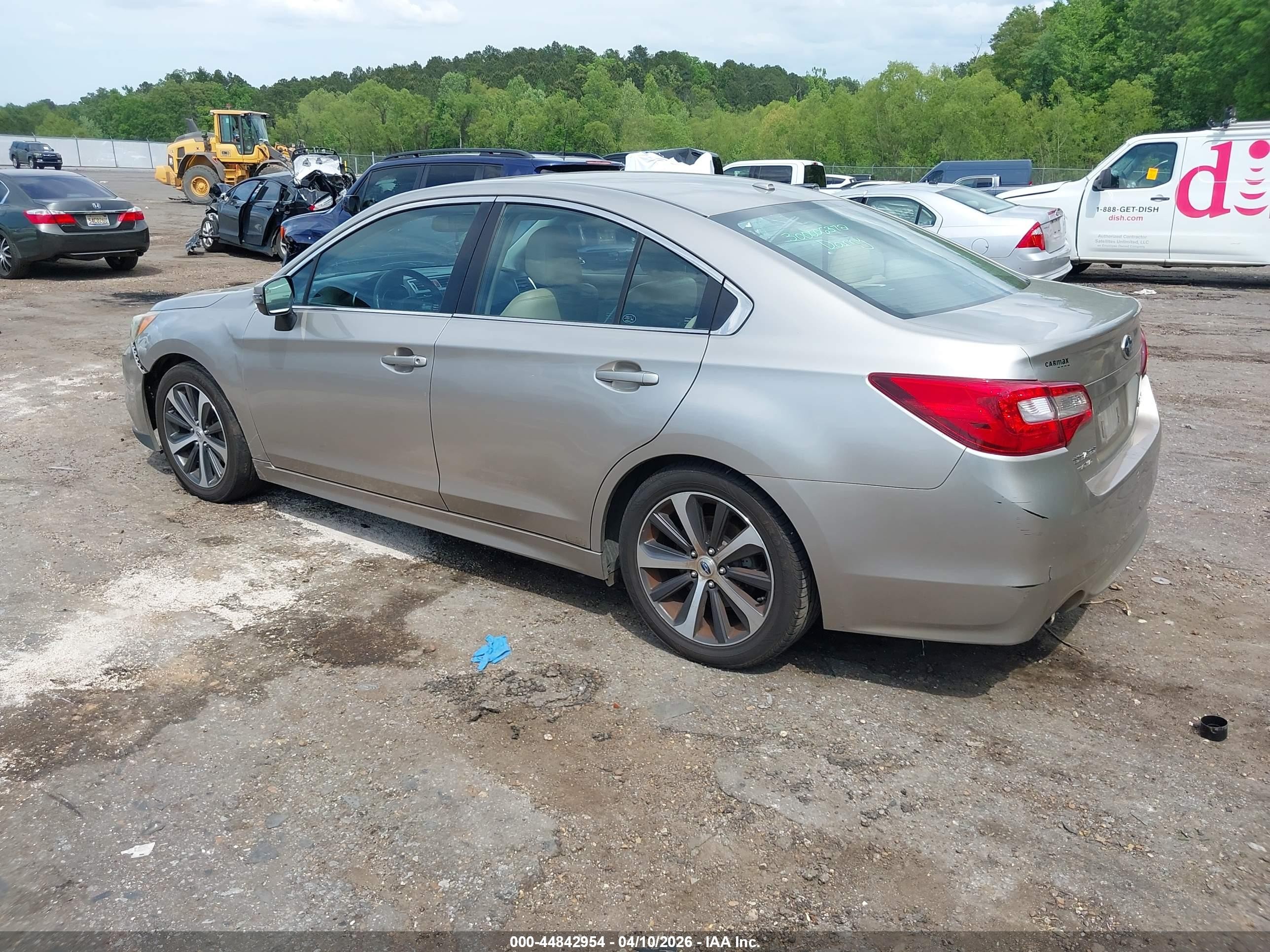 2015 Subaru Legacy 2.5i Limited Beige vin: 4S3BNAN68F3035714