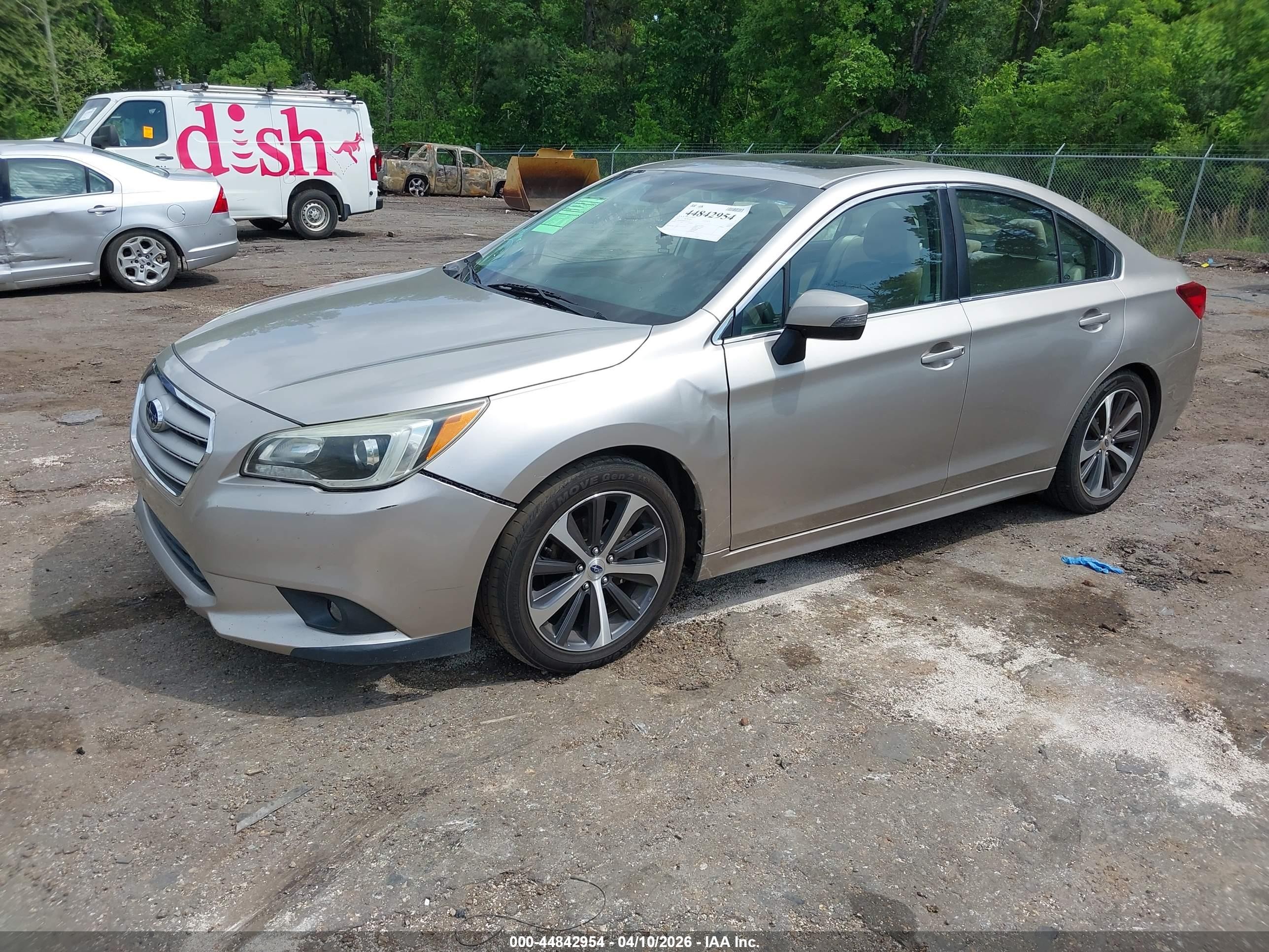 2015 Subaru Legacy 2.5i Limited Beige vin: 4S3BNAN68F3035714