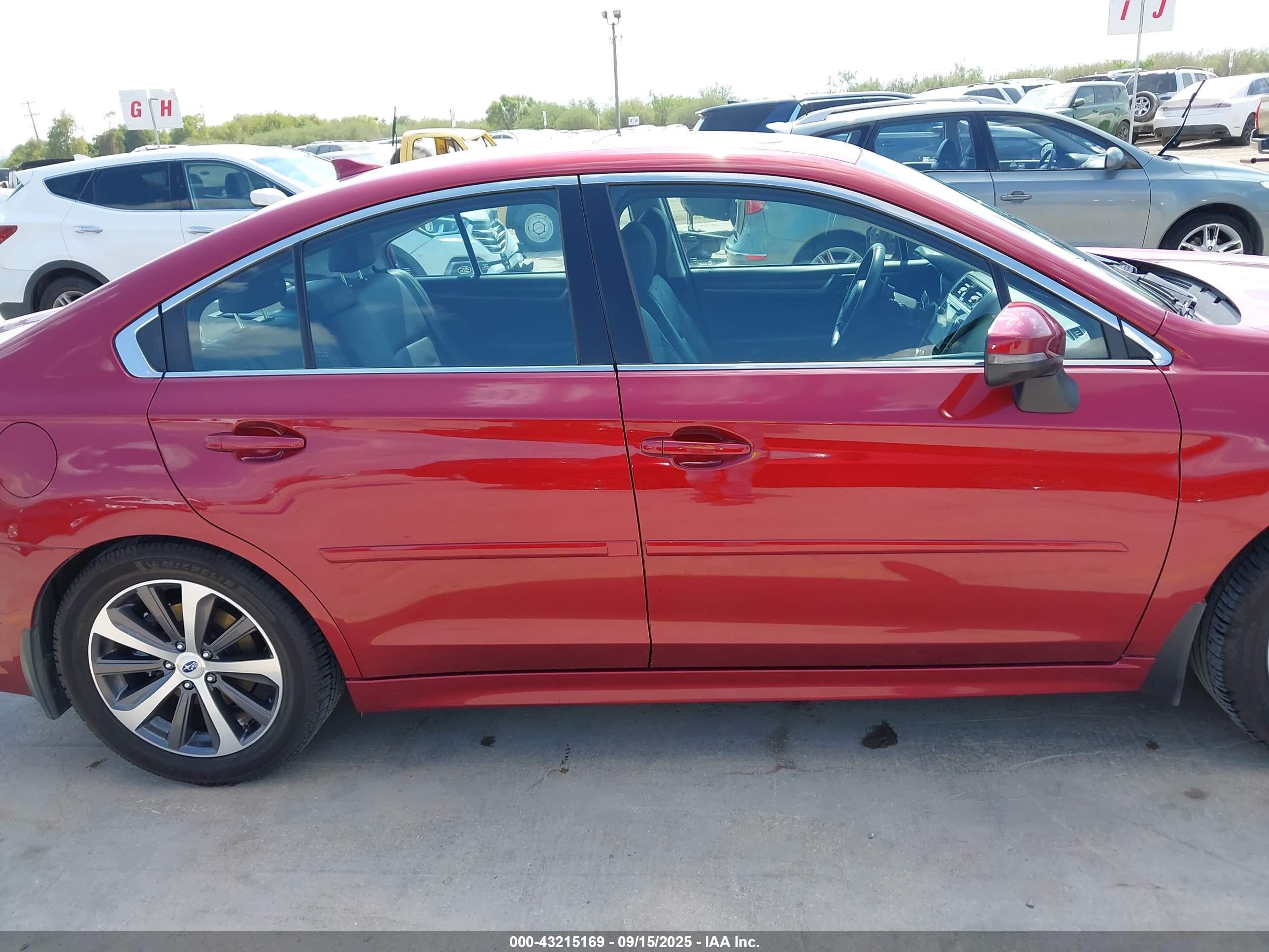 2018 Subaru Legacy 2.5i Limited Красный vin: 4S3BNAN68J3005329