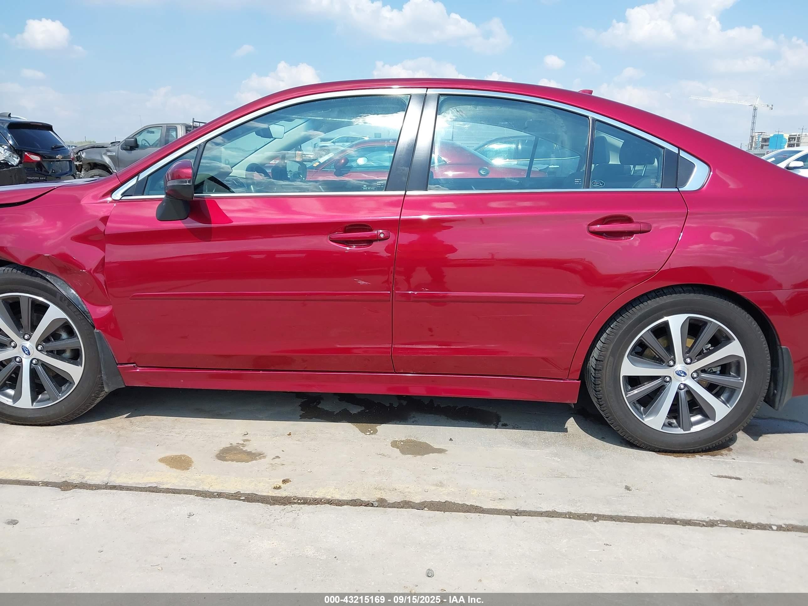 2018 Subaru Legacy 2.5i Limited Красный vin: 4S3BNAN68J3005329