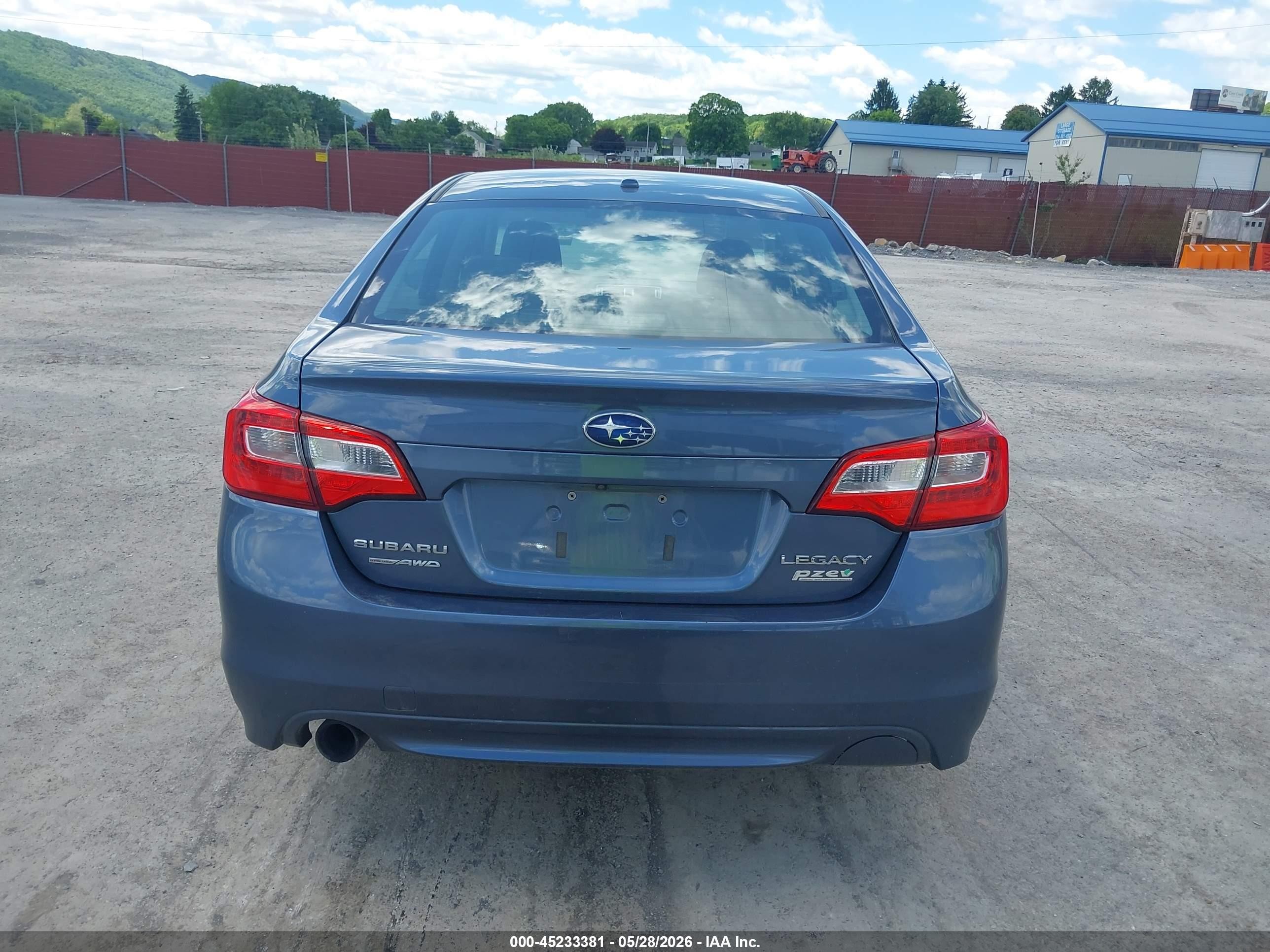 2015 Subaru Legacy 2.5i Limited Blue vin: 4S3BNAN69F3047905