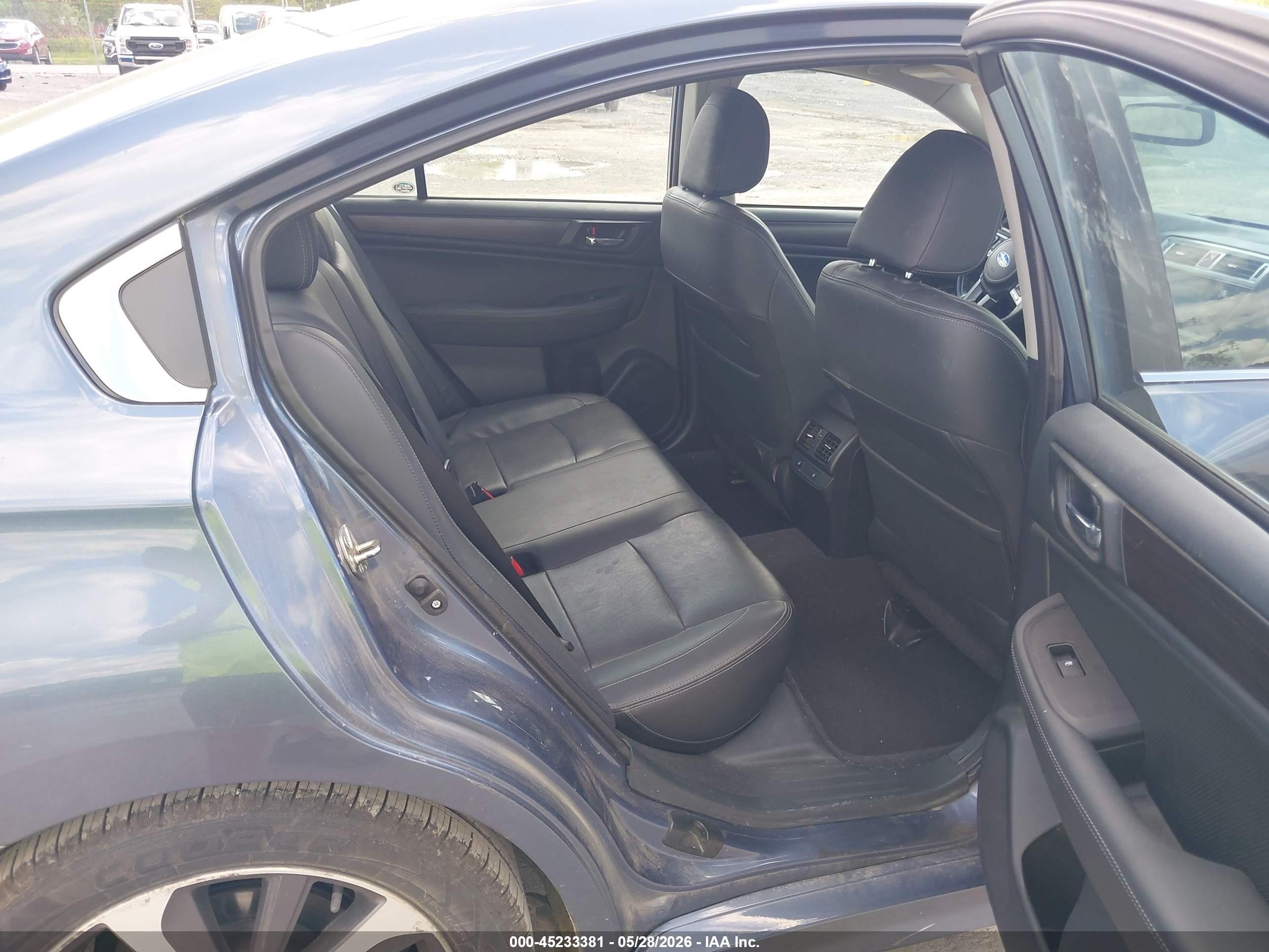 2015 Subaru Legacy 2.5i Limited Blue vin: 4S3BNAN69F3047905