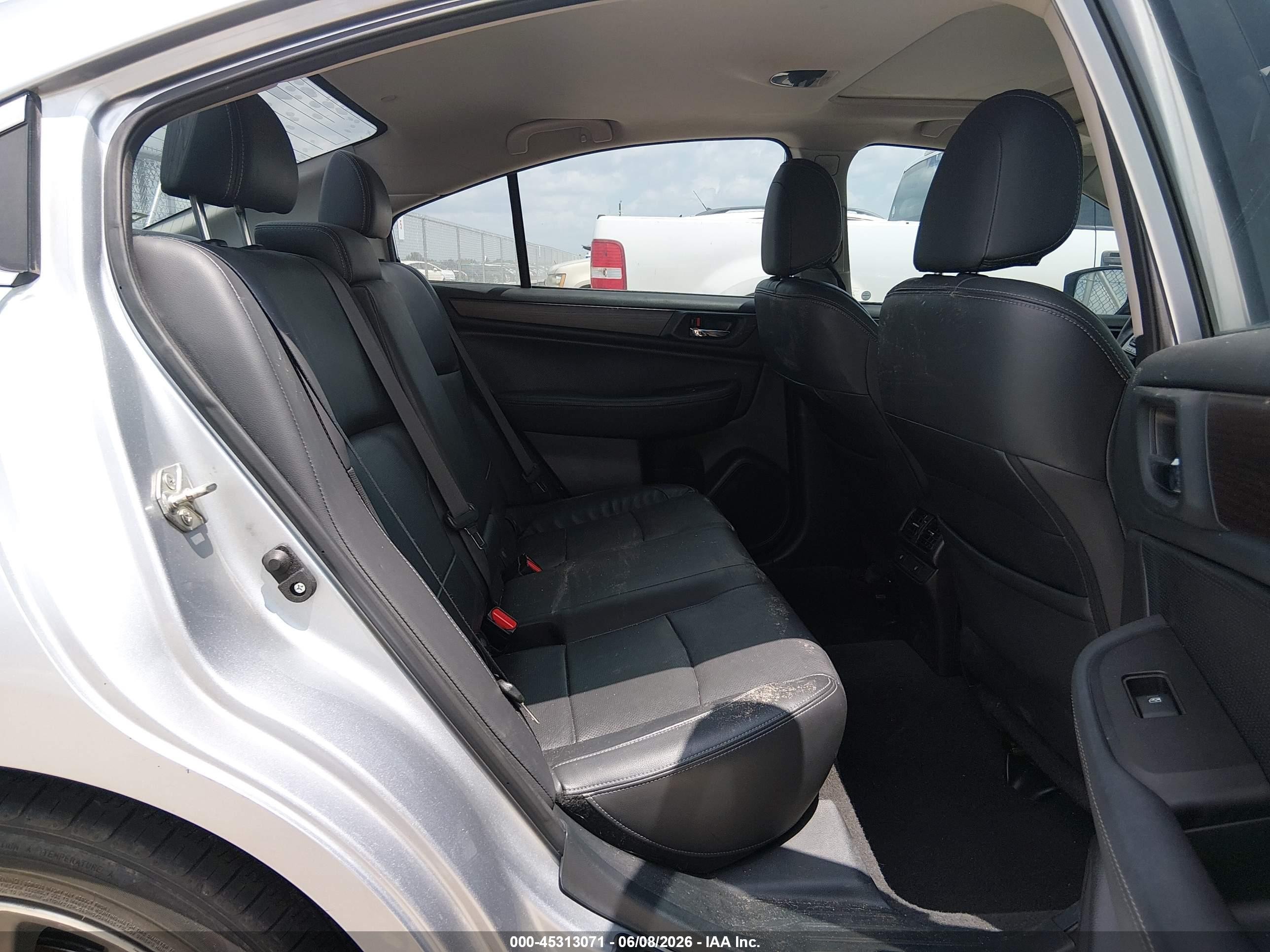 2015 Subaru Legacy 2.5i Limited Light Blue vin: 4S3BNAN69F3068060