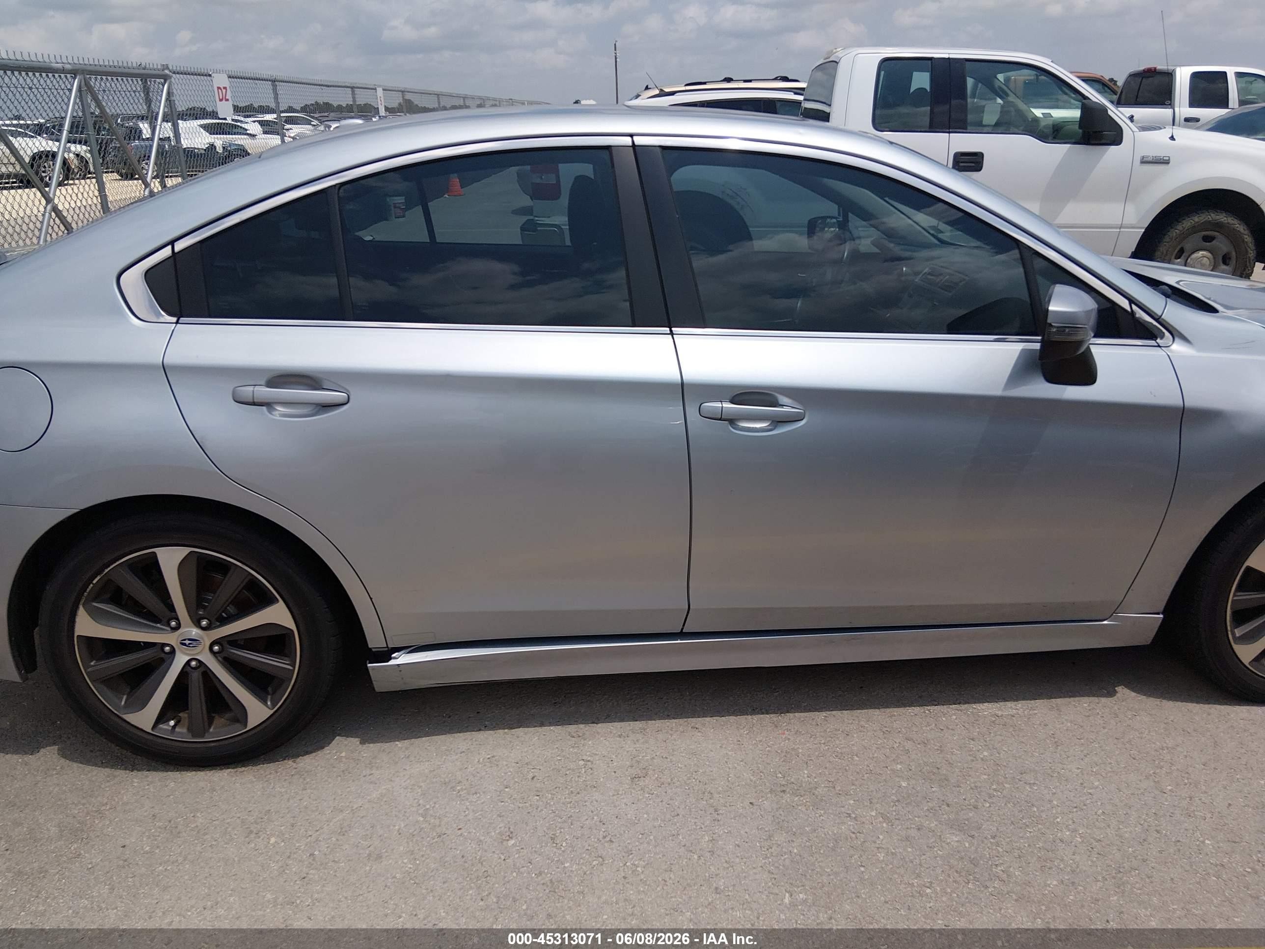 2015 Subaru Legacy 2.5i Limited Light Blue vin: 4S3BNAN69F3068060