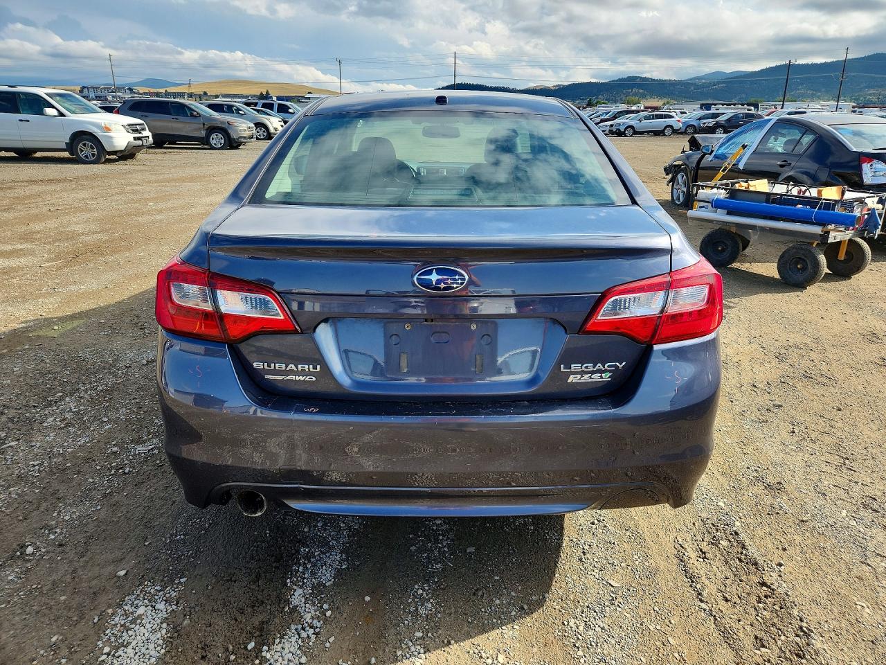 2015 Subaru Legacy 2.5i Limited Серый vin: 4S3BNAN6XF3029655