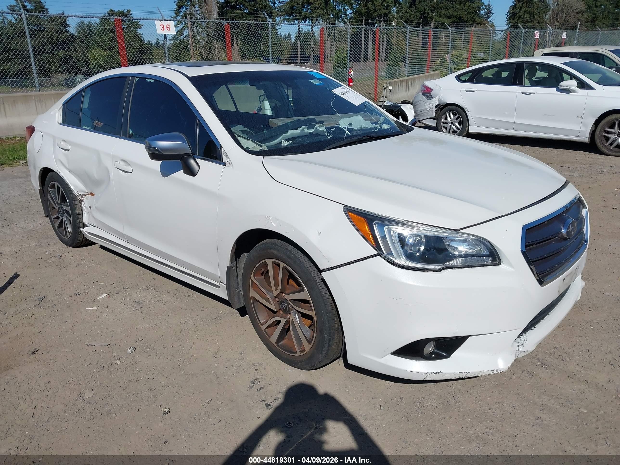 2017 Subaru Legacy 2.5i Sport White vin: 4S3BNAS64H3066093
