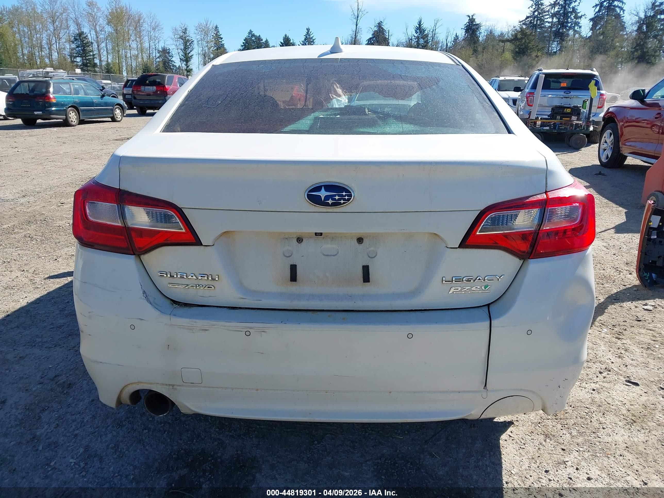 2017 Subaru Legacy 2.5i Sport White vin: 4S3BNAS64H3066093