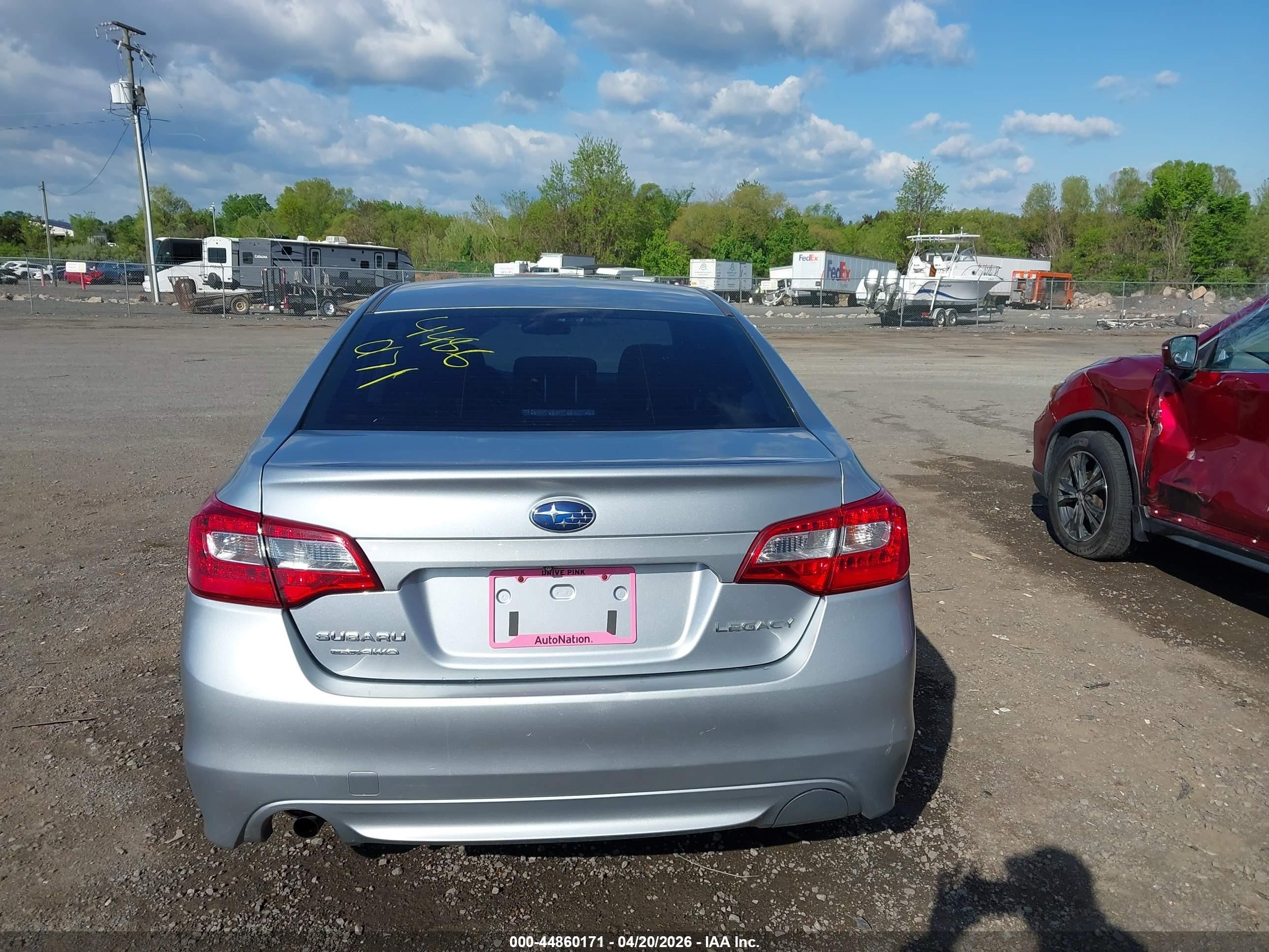 2015 Subaru Legacy 2.5i Silver vin: 4S3BNBA60F3023259