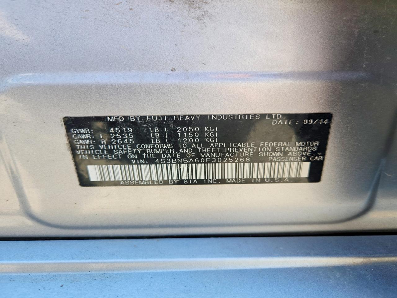 2015 Subaru Legacy 2.5i Silver vin: 4S3BNBA60F3025268