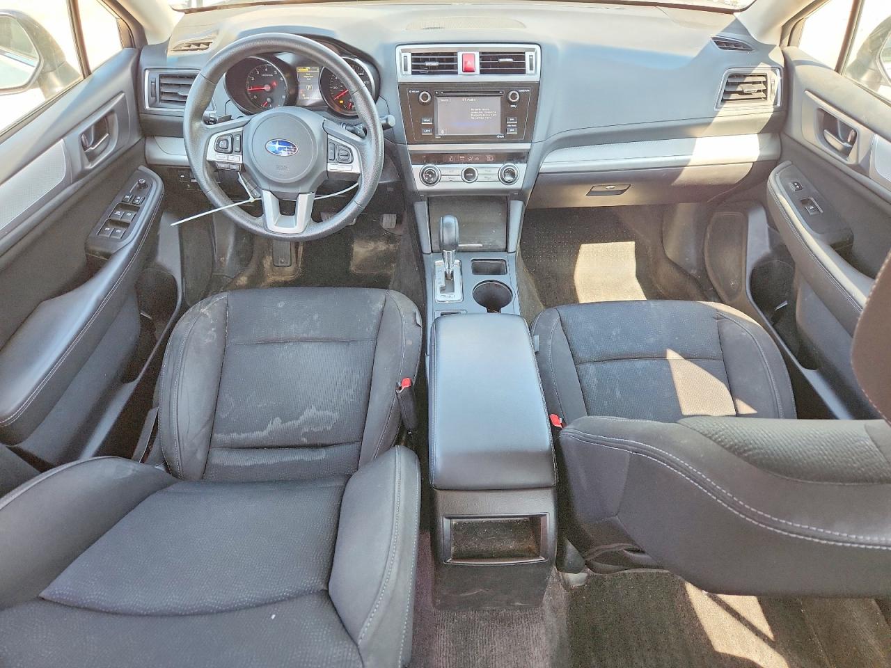 2015 Subaru Legacy 2.5i Silver vin: 4S3BNBA60F3025268