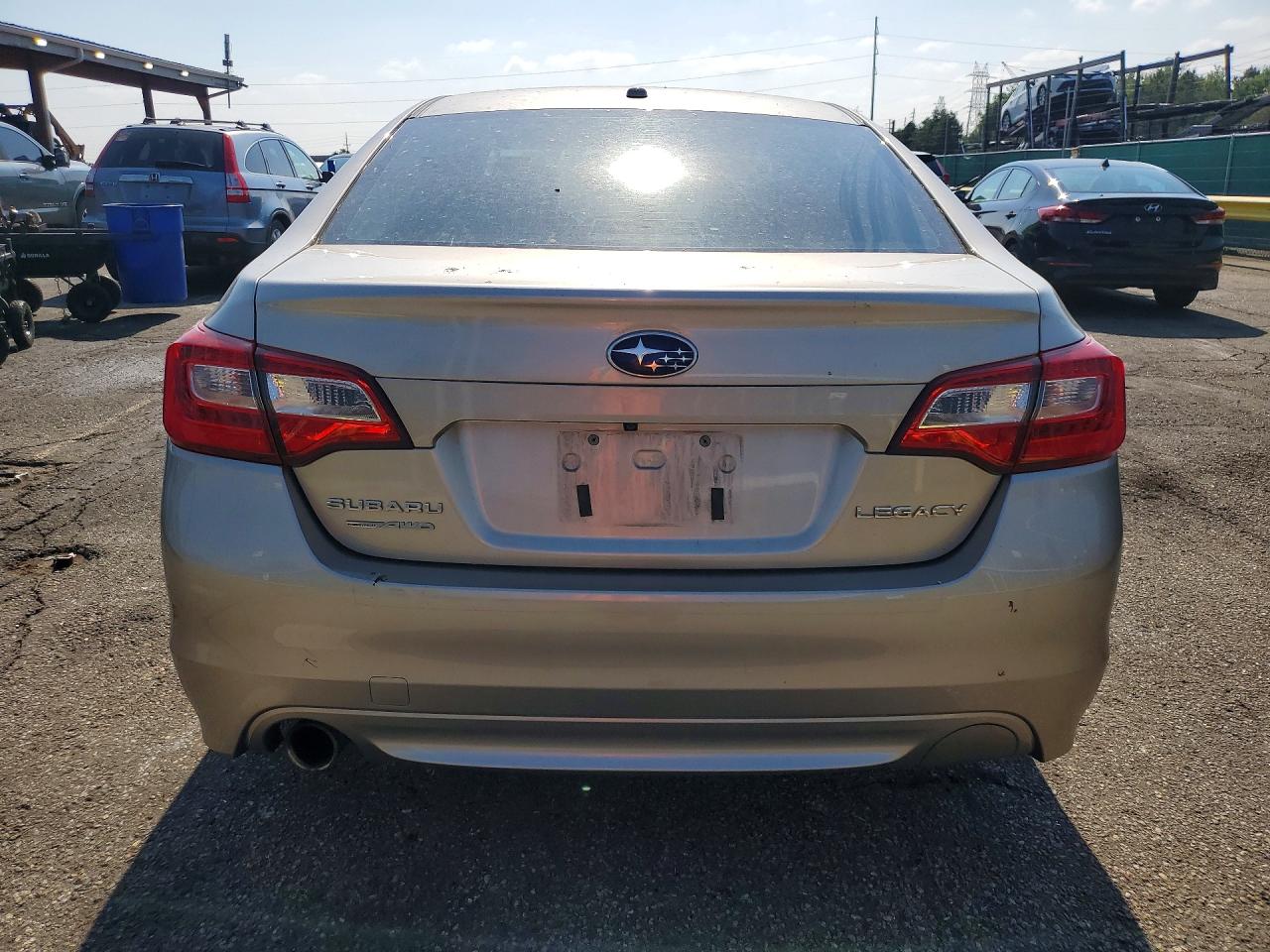 2015 Subaru Legacy 2.5i Premium Gold vin: 4S3BNBC60F3004417