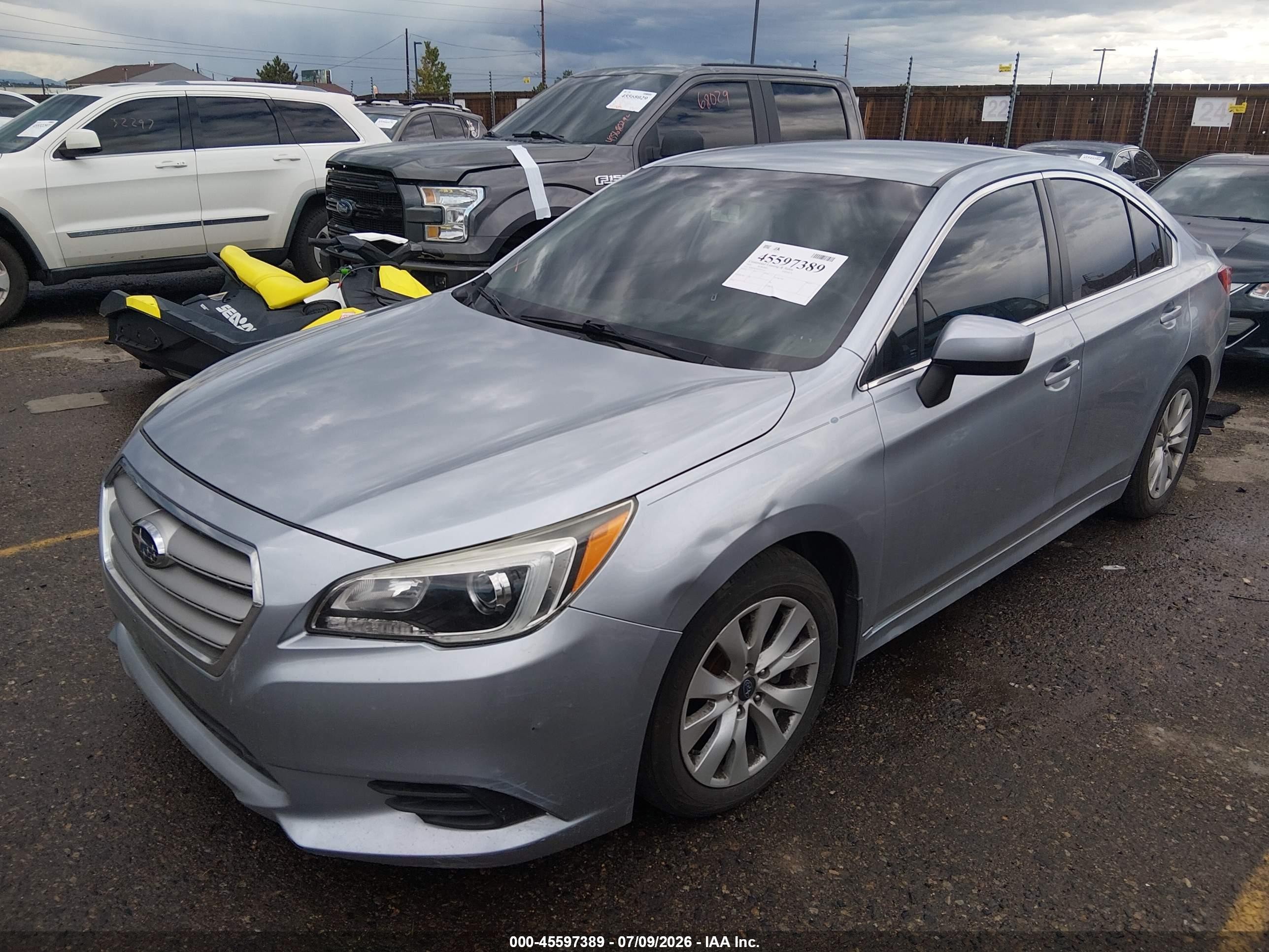 2015 Subaru Legacy 2.5i Premium Gray vin: 4S3BNBC60F3023324