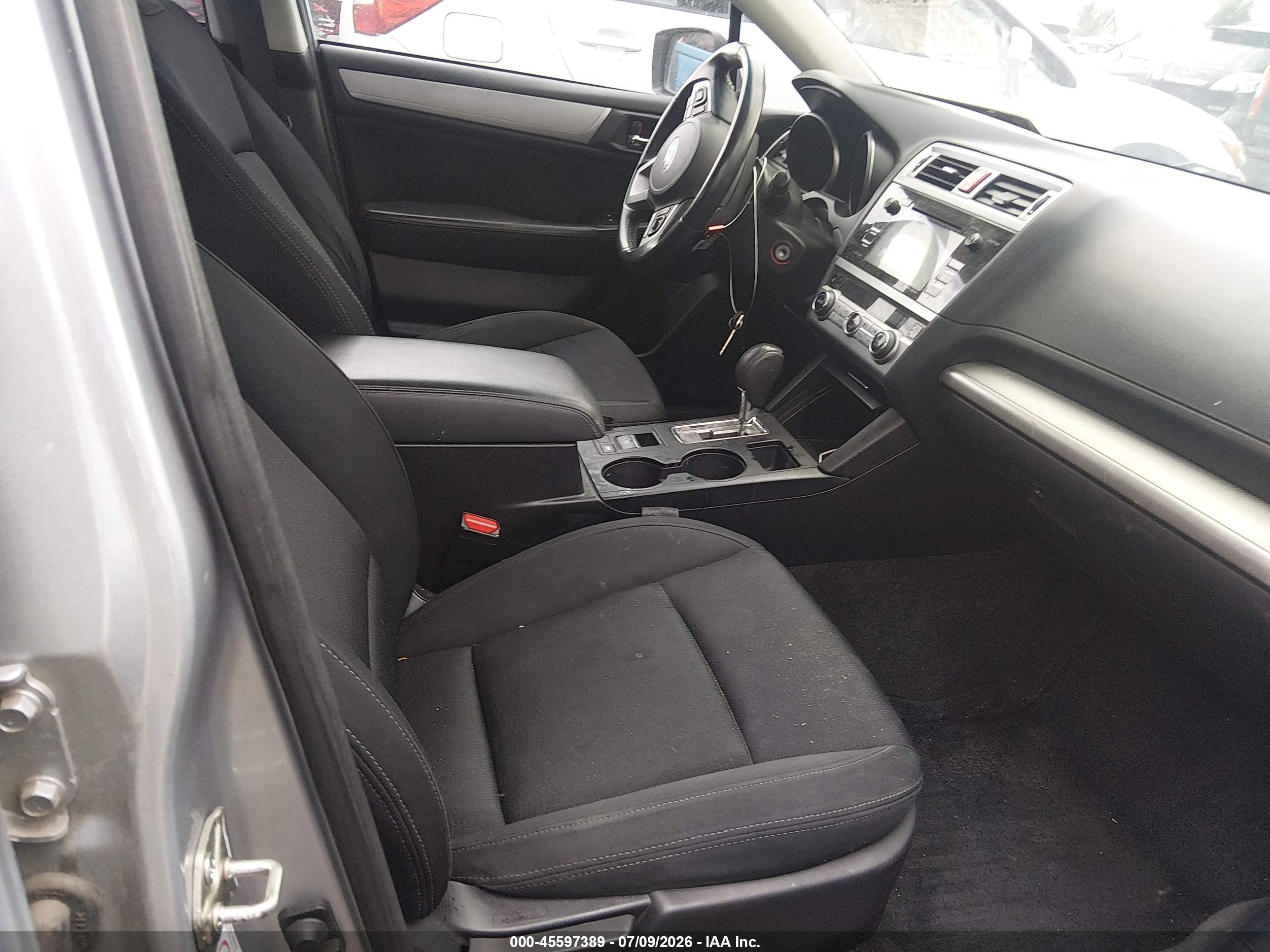 2015 Subaru Legacy 2.5i Premium Gray vin: 4S3BNBC60F3023324