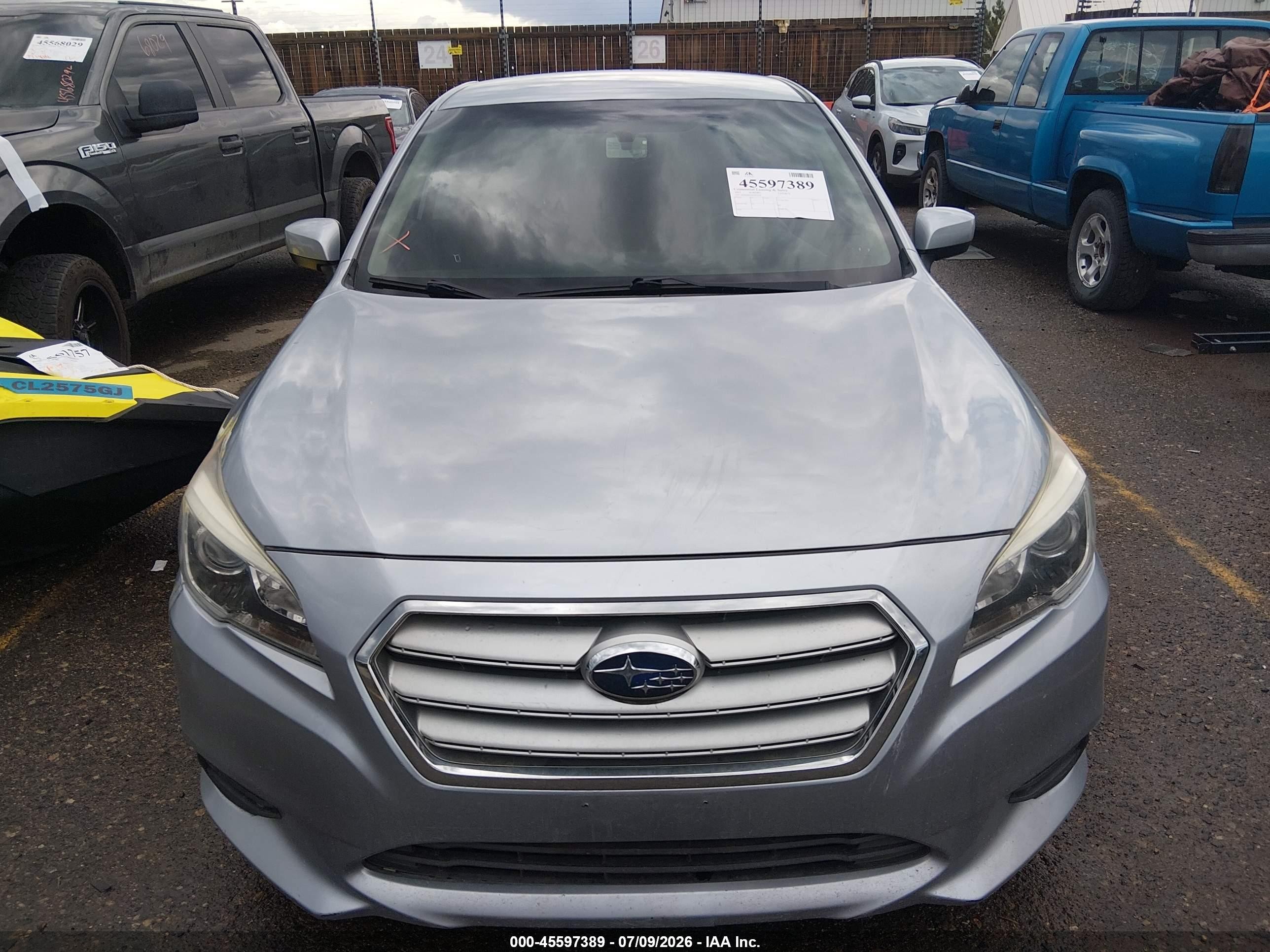 2015 Subaru Legacy 2.5i Premium Gray vin: 4S3BNBC60F3023324