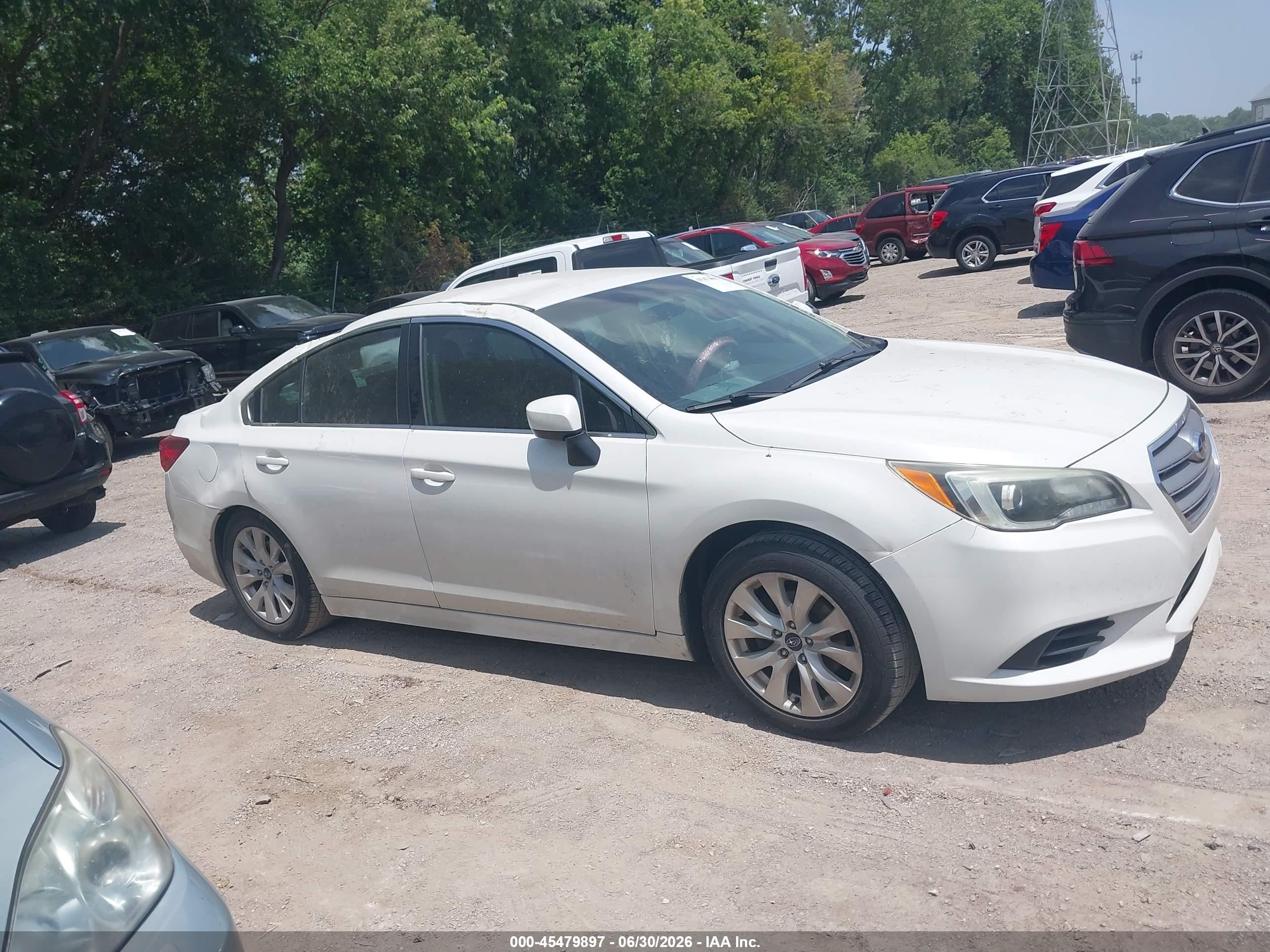 2015 Subaru Legacy 2.5i Premium White vin: 4S3BNBC61F3011814