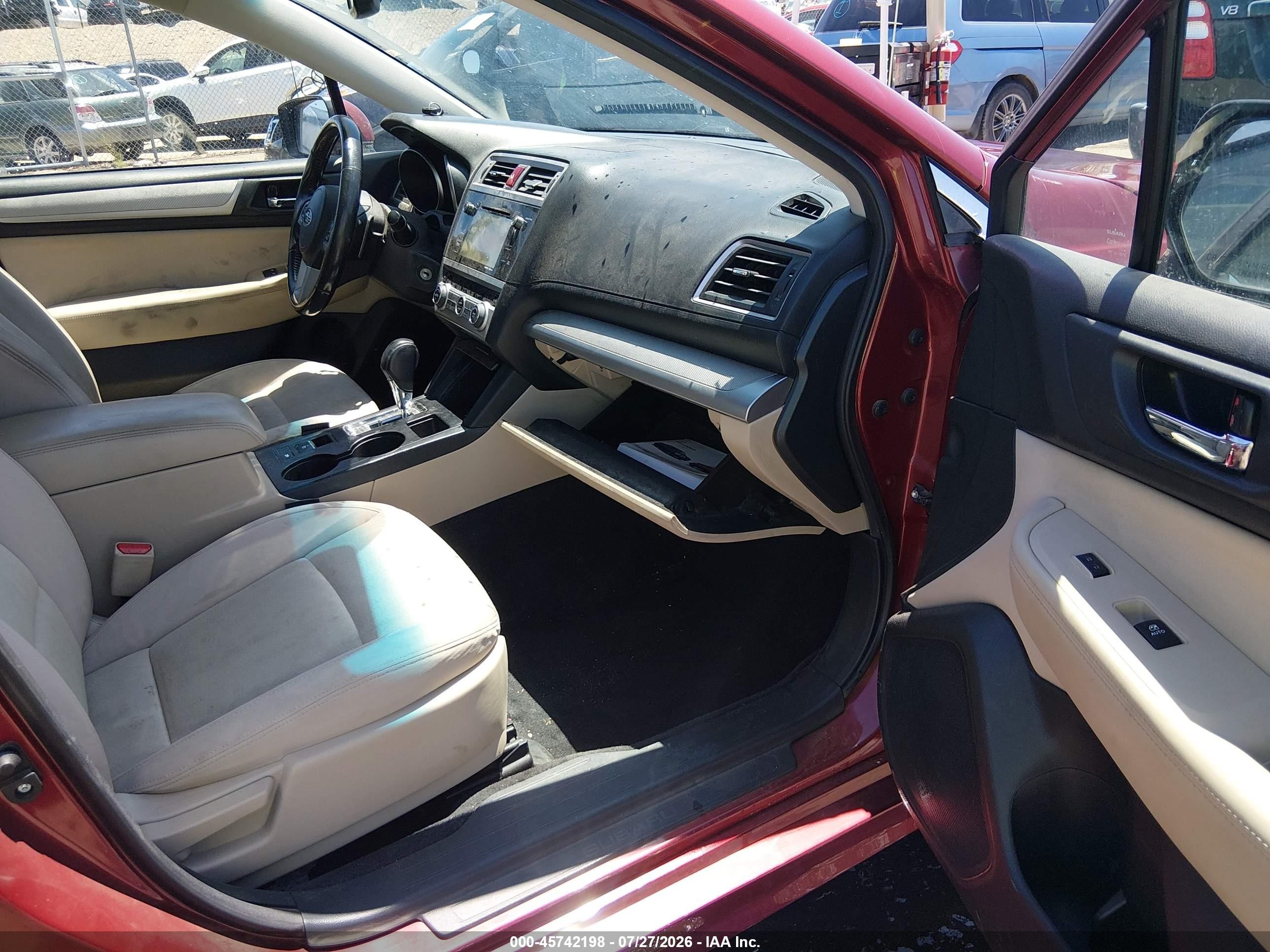 2015 Subaru Legacy 2.5i Premium Красный vin: 4S3BNBC62F3004399