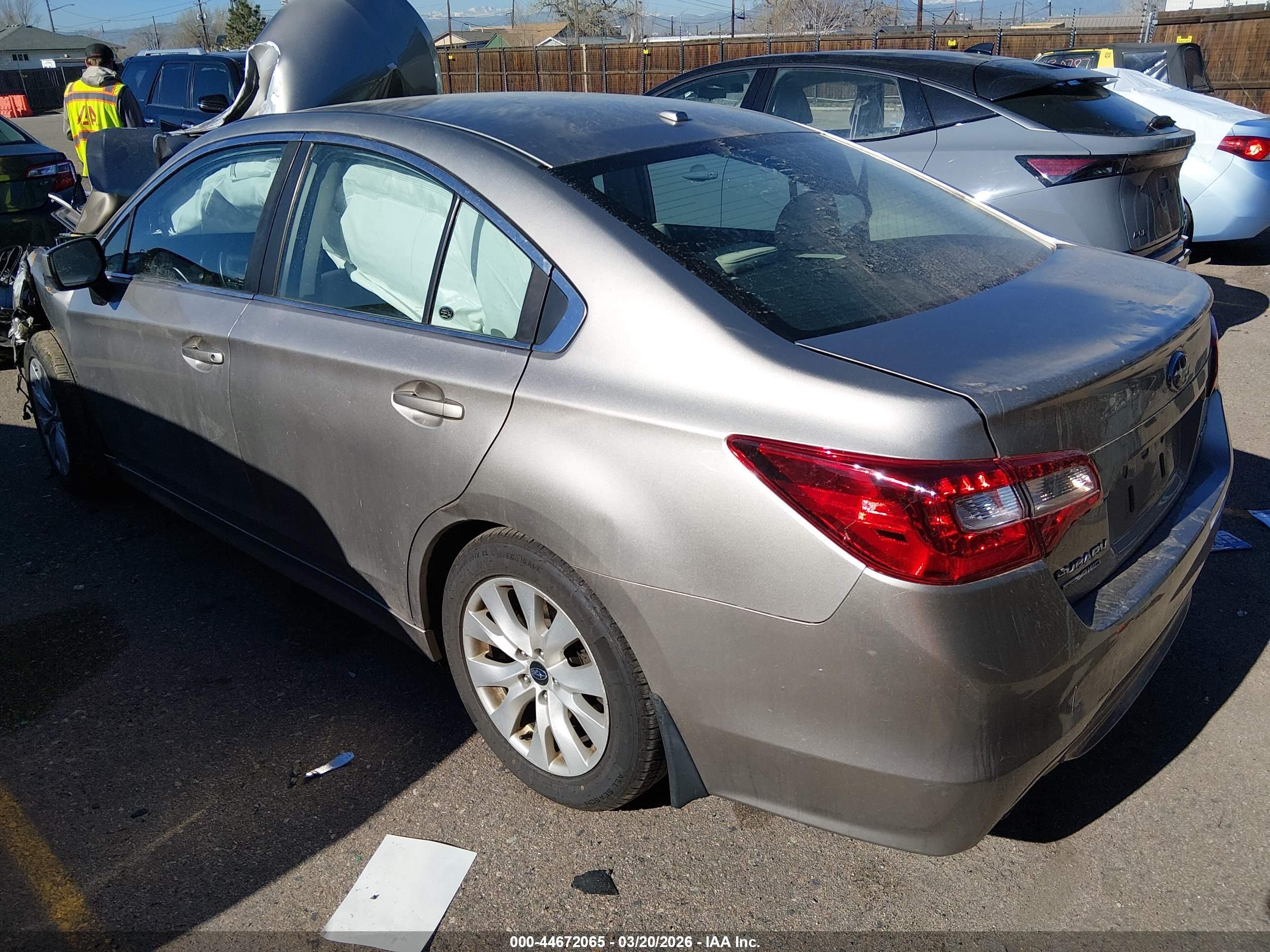 2015 Subaru Legacy 2.5i Premium Pewter vin: 4S3BNBC63F3072727