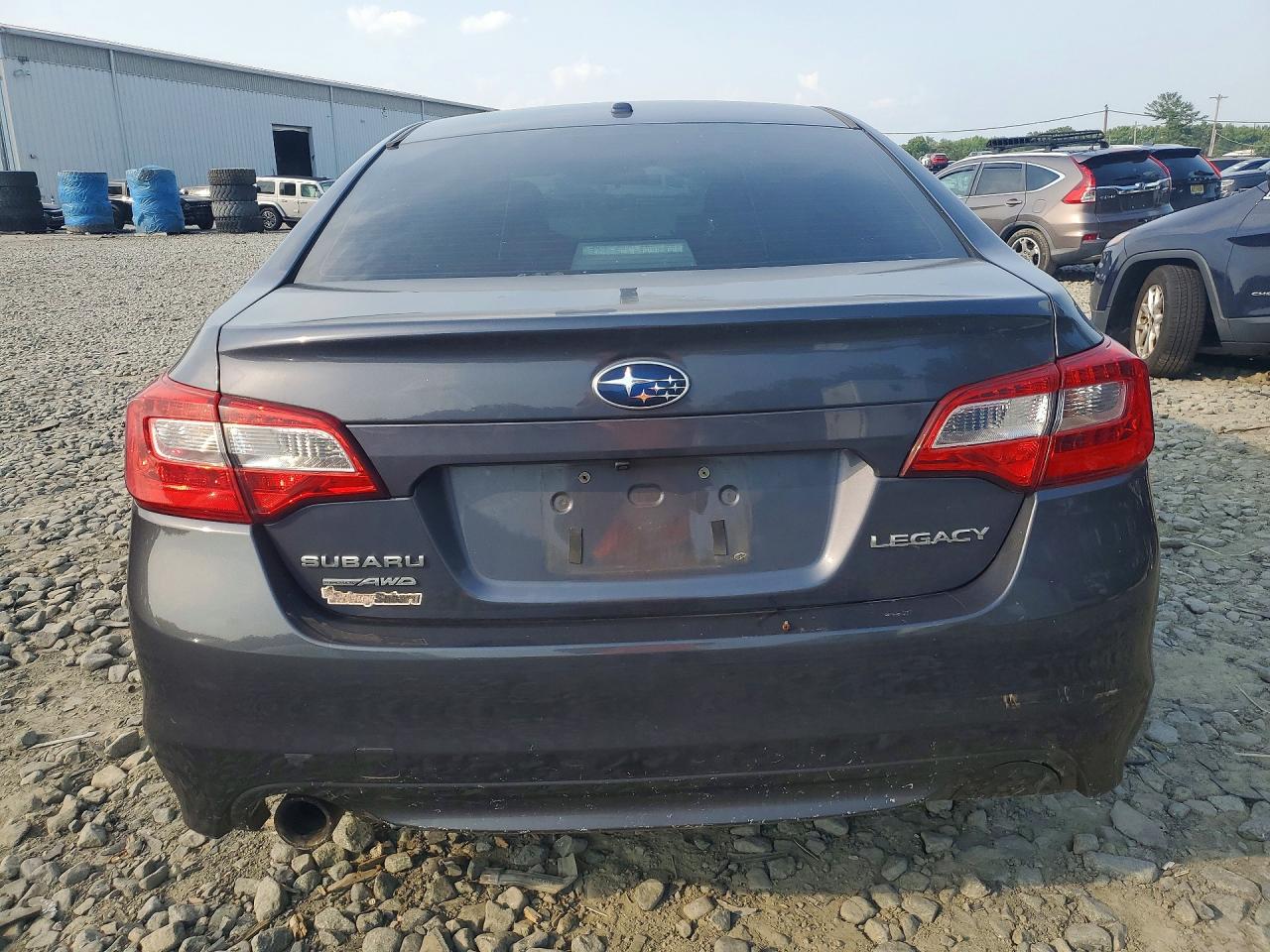 2015 Subaru Legacy 2.5i Premium Silver vin: 4S3BNBC64F3009281