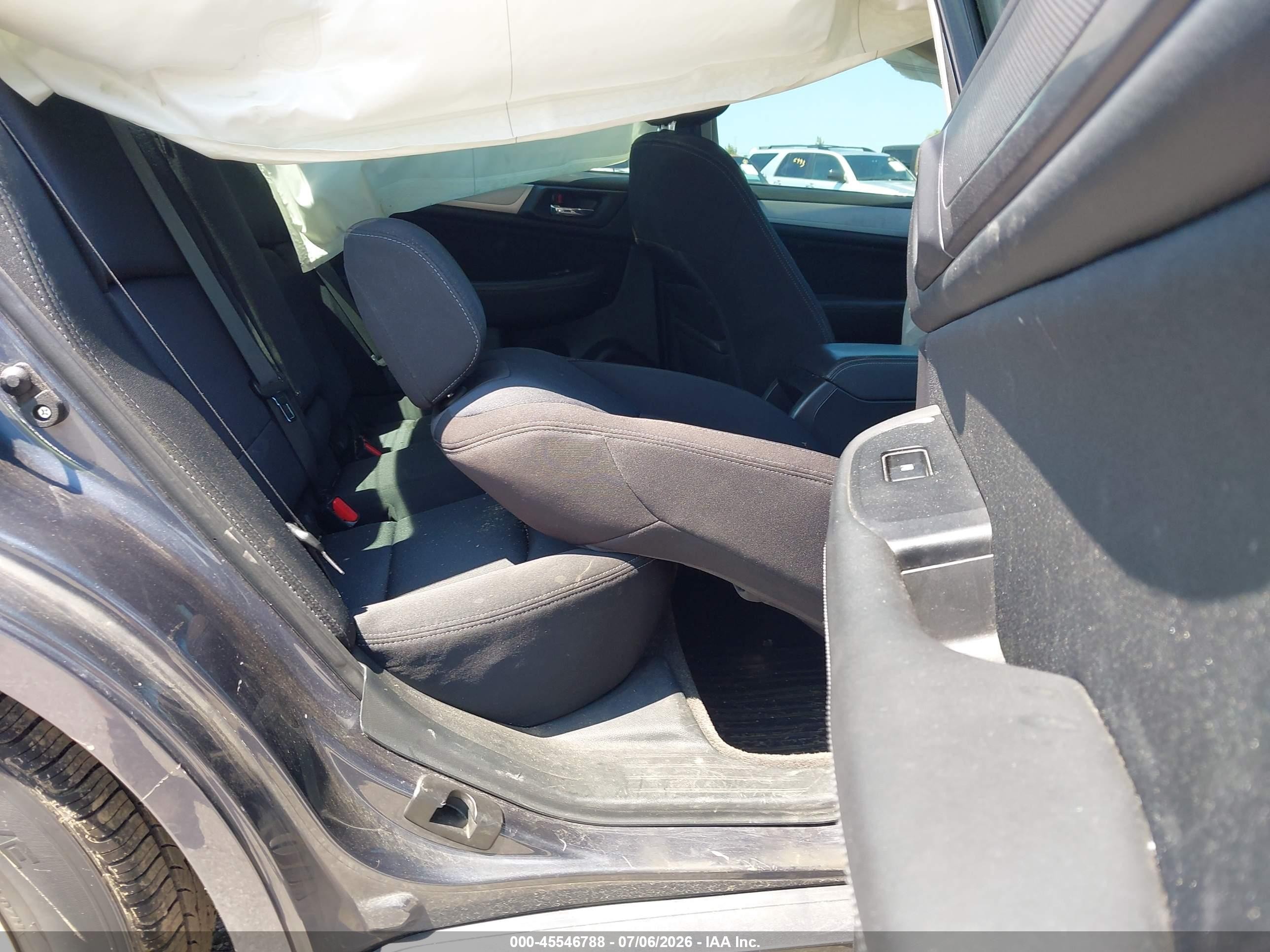 2015 Subaru Legacy 2.5i Premium Черный vin: 4S3BNBC66F3030374