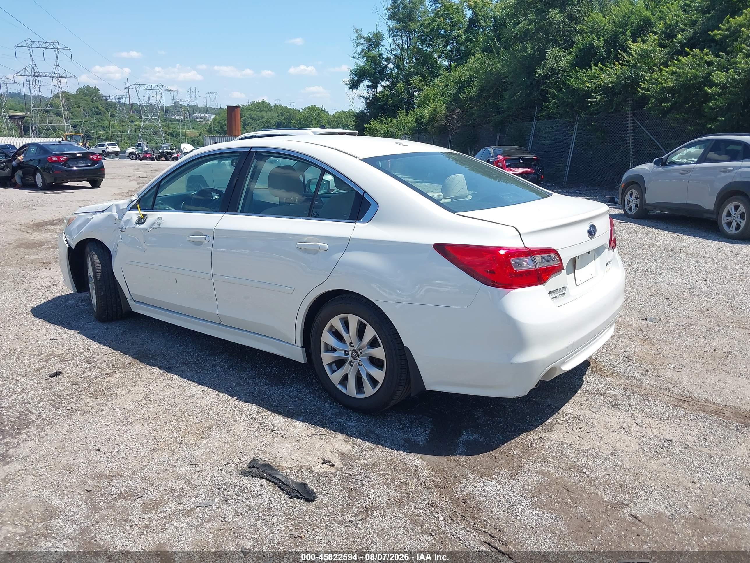 2015 Subaru Legacy 2.5i Premium White vin: 4S3BNBC6XF3012668