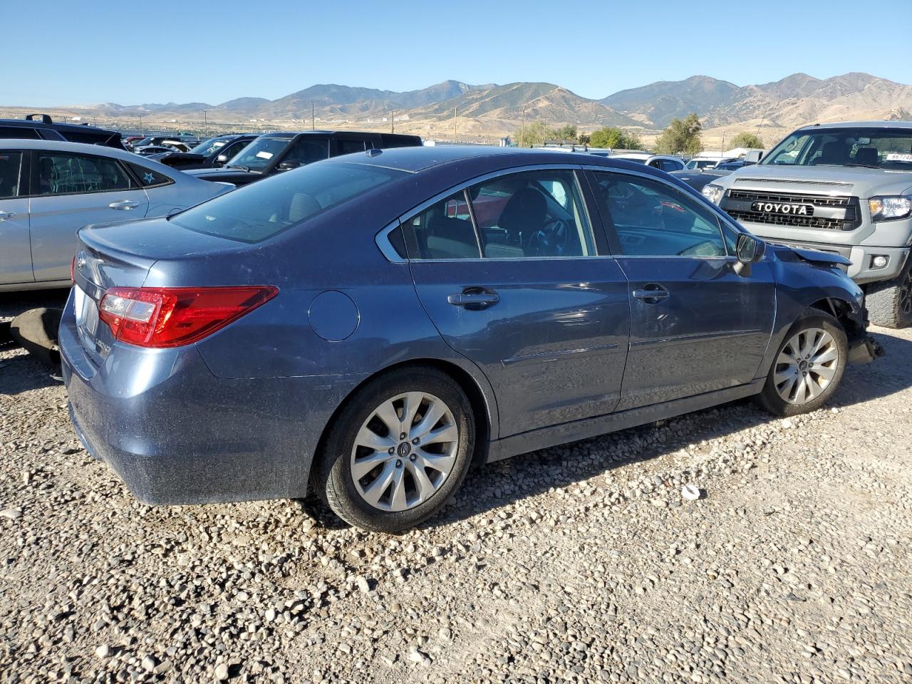 2015 Subaru Legacy 2.5i Premium Blue vin: 4S3BNBC6XF3051924