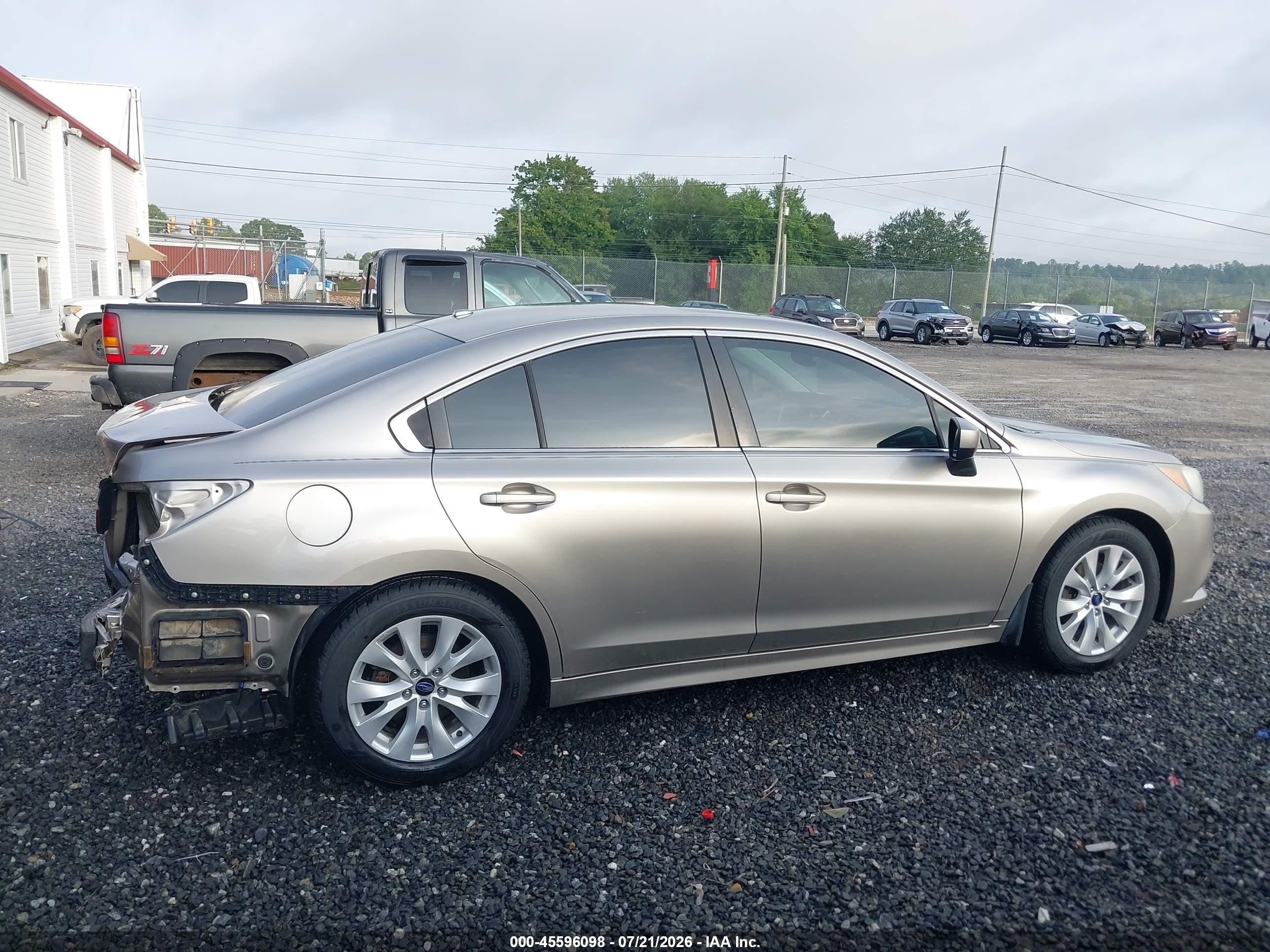 2015 Subaru Legacy 2.5i Premium Champagne vin: 4S3BNBD63F3040066