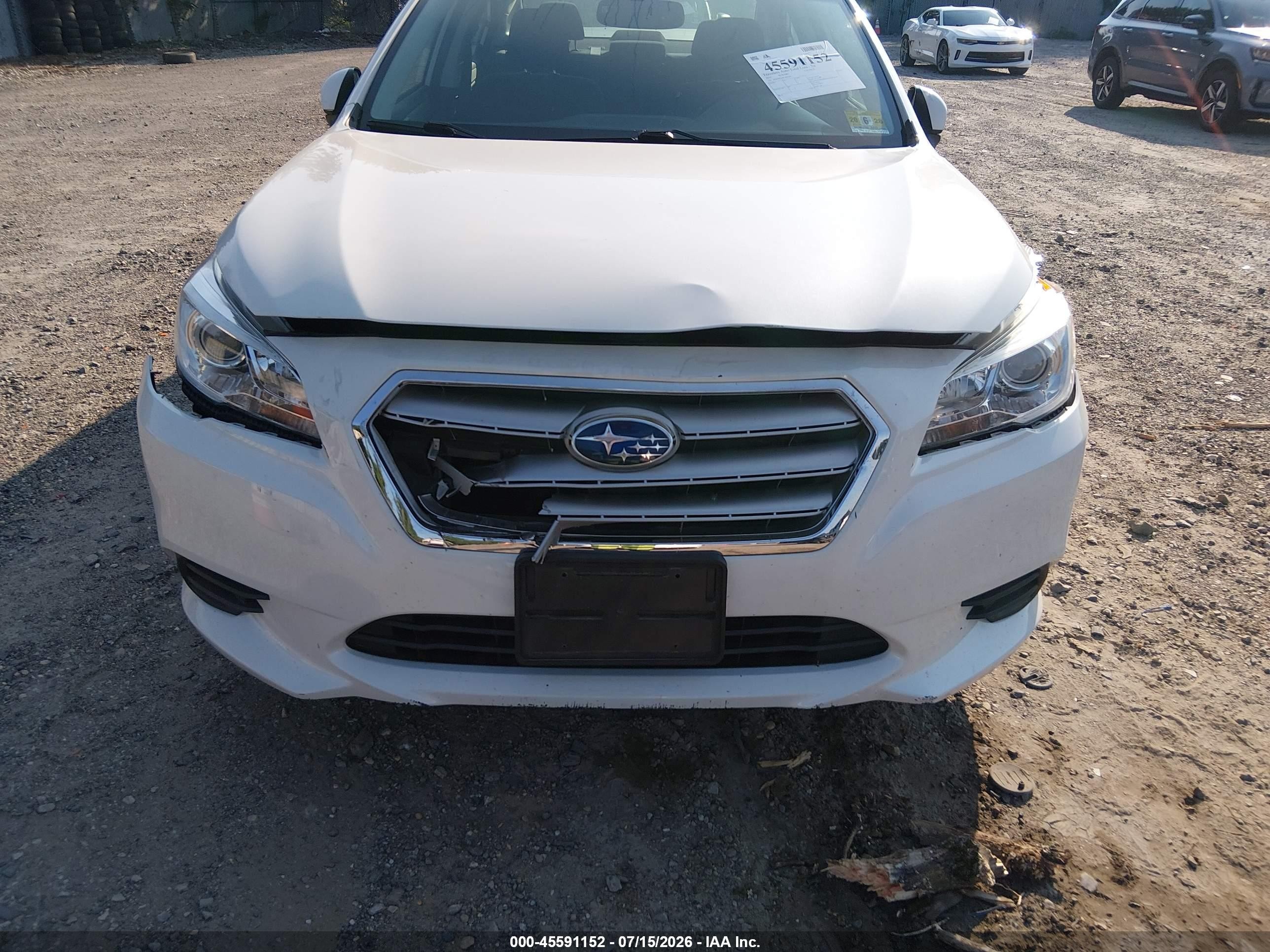 2015 Subaru Legacy 2.5i Premium White vin: 4S3BNBD64F3005200