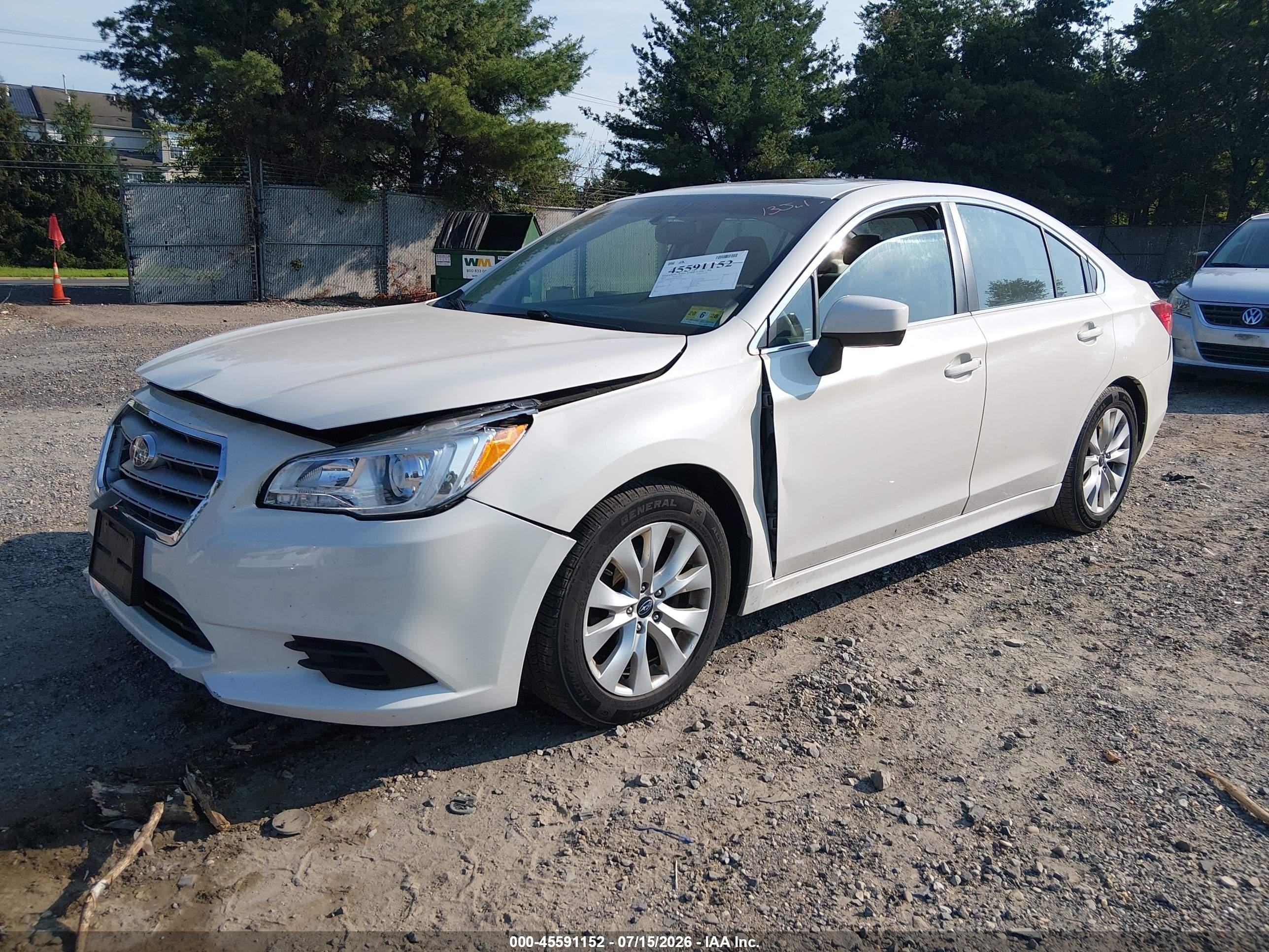 2015 Subaru Legacy 2.5i Premium White vin: 4S3BNBD64F3005200