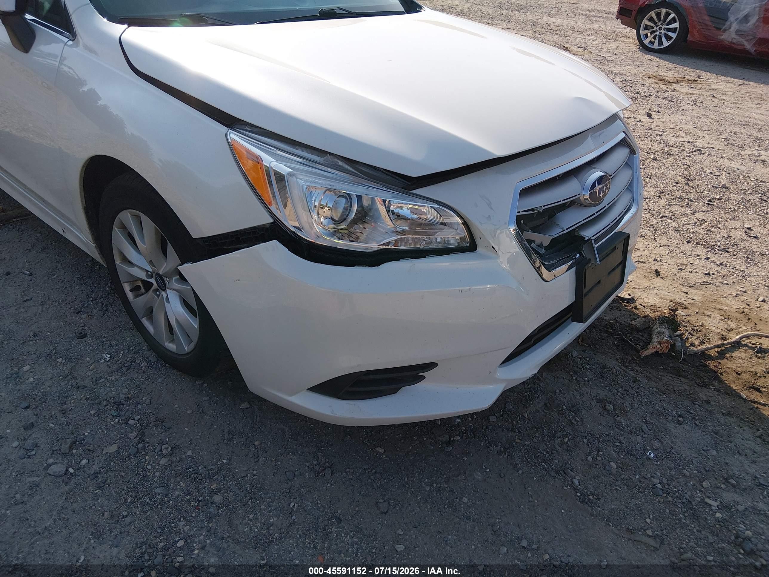2015 Subaru Legacy 2.5i Premium White vin: 4S3BNBD64F3005200