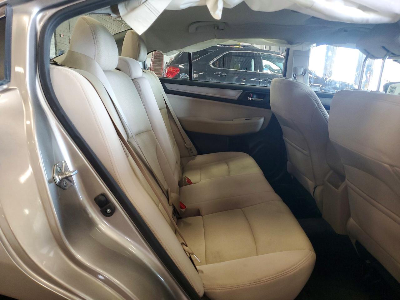 2015 Subaru Legacy 2.5i Premium Tan vin: 4S3BNBD64F3071617