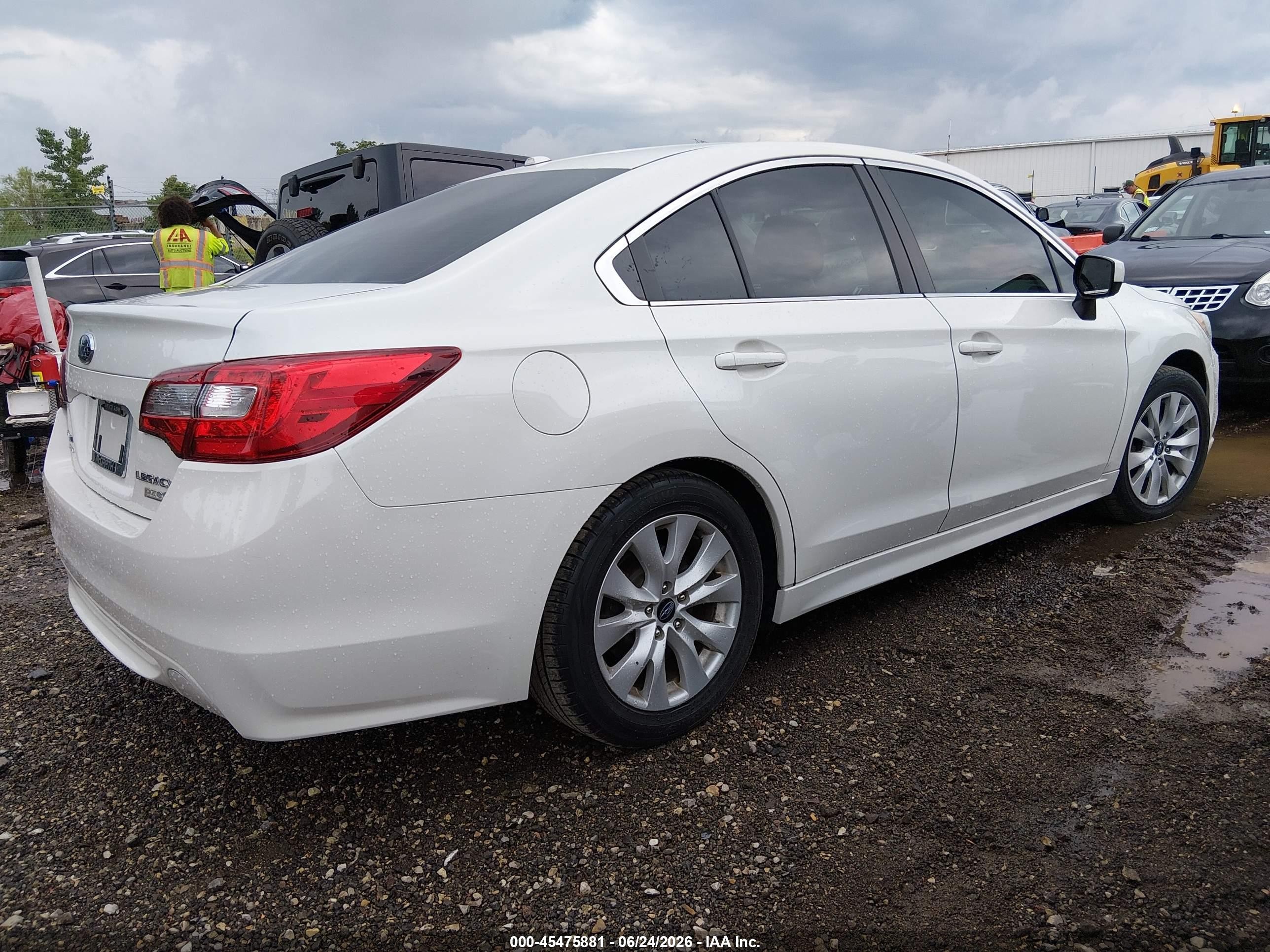 2015 Subaru Legacy 2.5i Premium White vin: 4S3BNBD6XF3023166