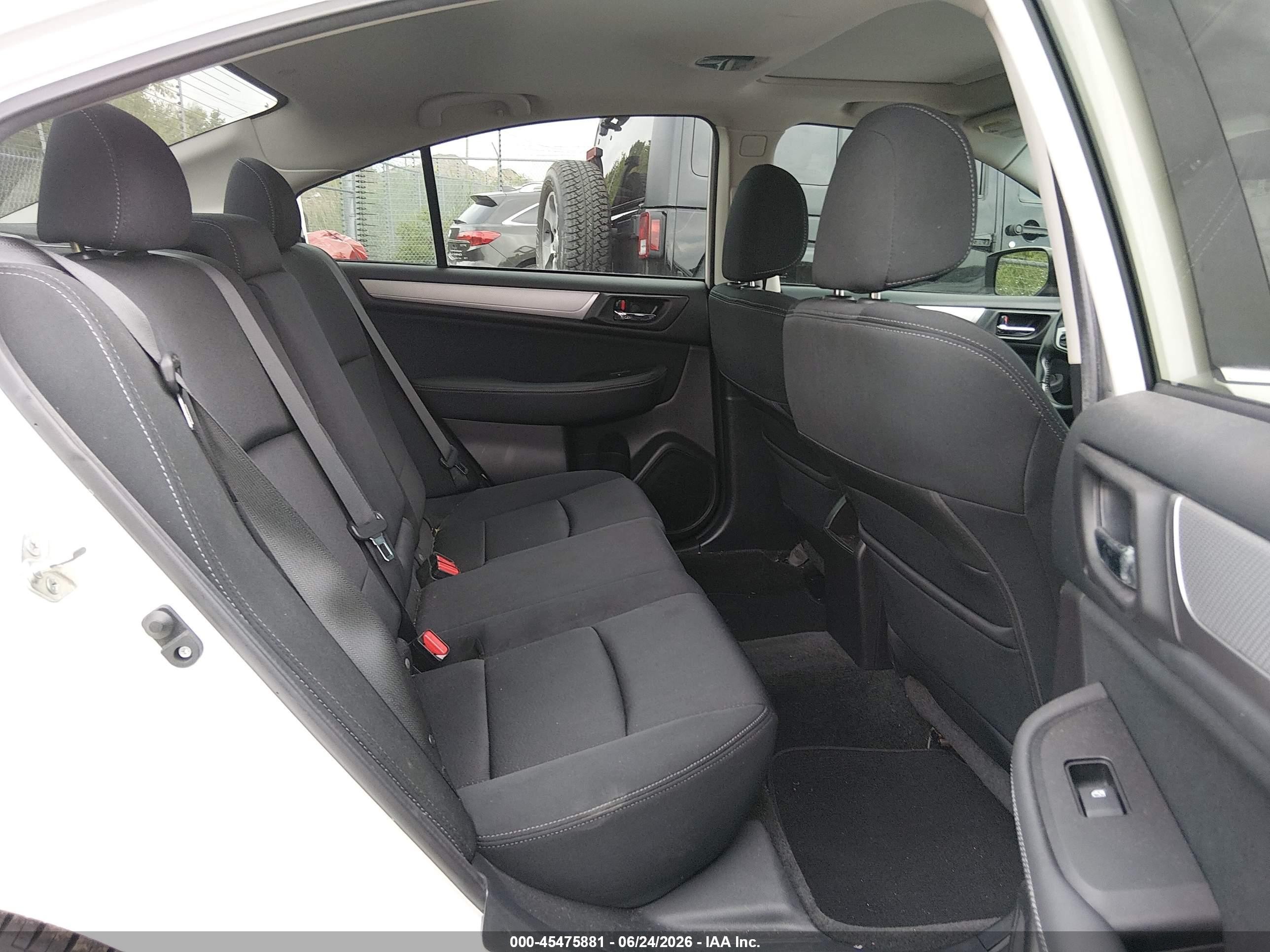2015 Subaru Legacy 2.5i Premium White vin: 4S3BNBD6XF3023166