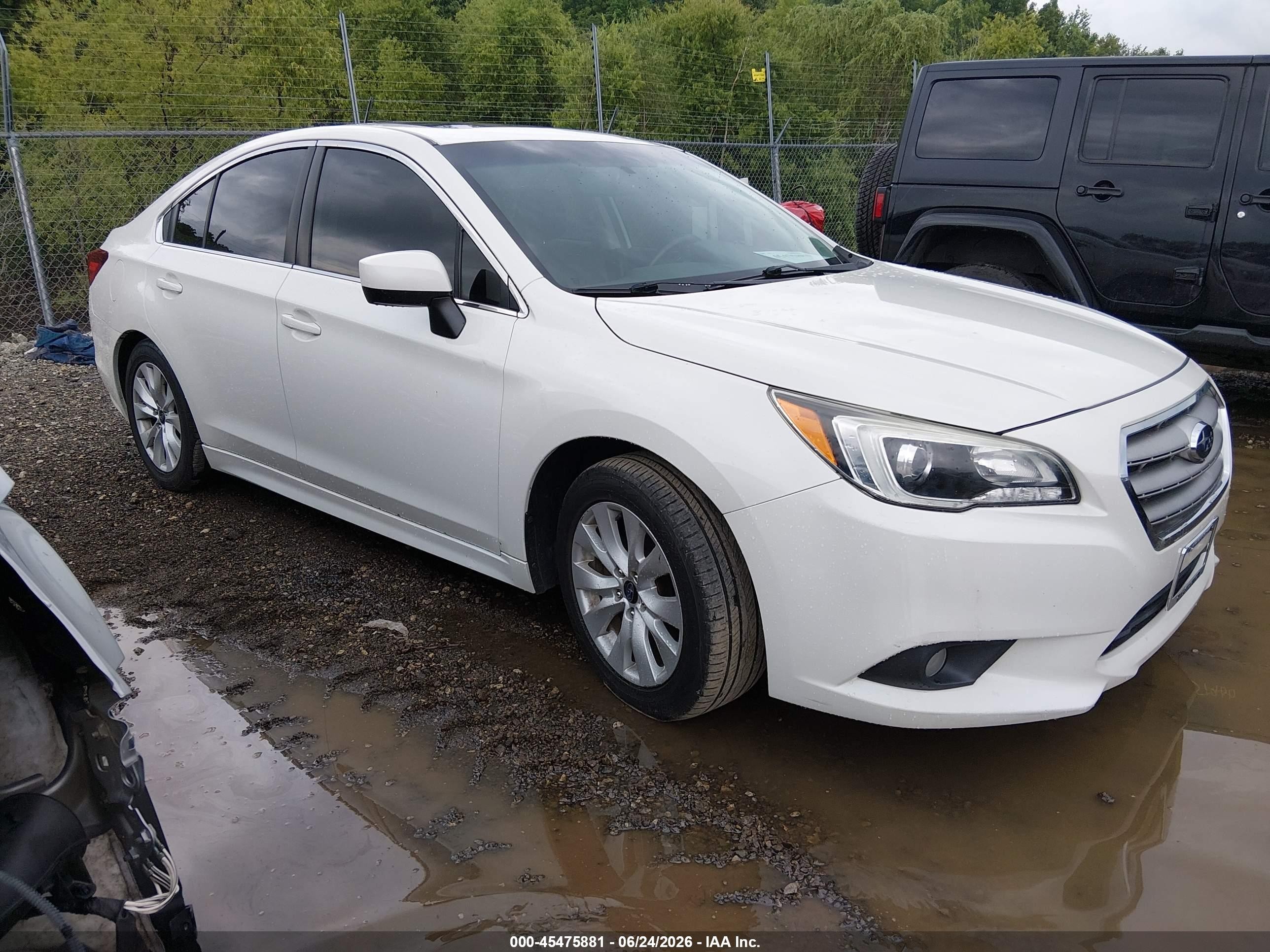 2015 Subaru Legacy 2.5i Premium White vin: 4S3BNBD6XF3023166