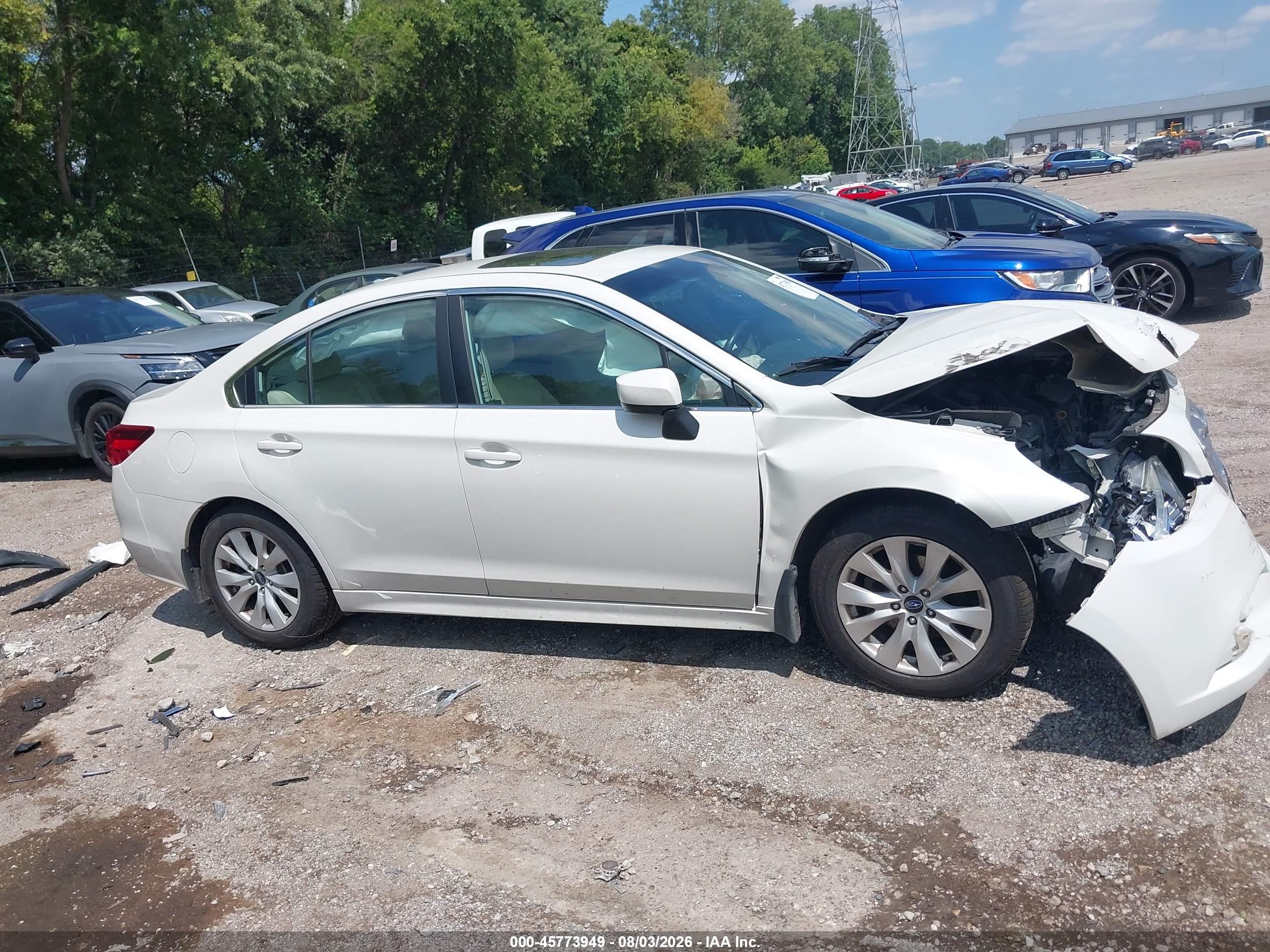 2015 Subaru Legacy 2.5i Premium Белый vin: 4S3BNBE63F3014758